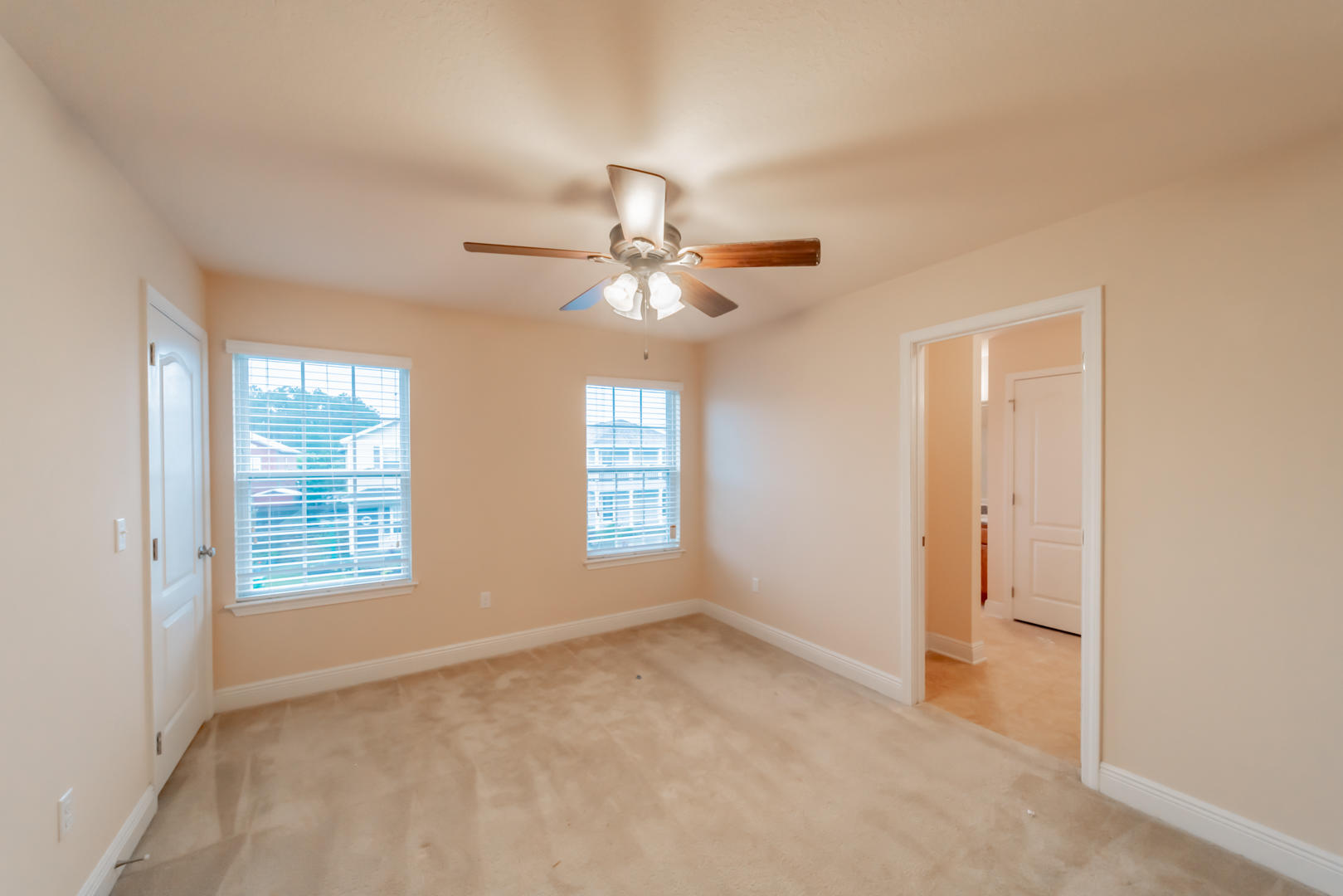 MOSAIC OAKS - Residential Lease