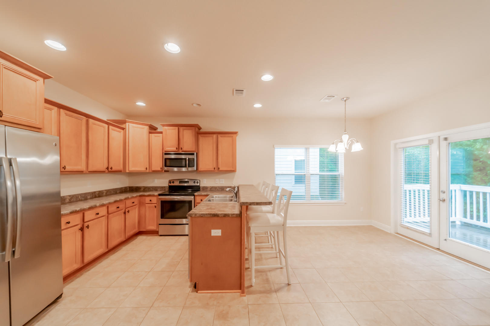 MOSAIC OAKS - Residential Lease