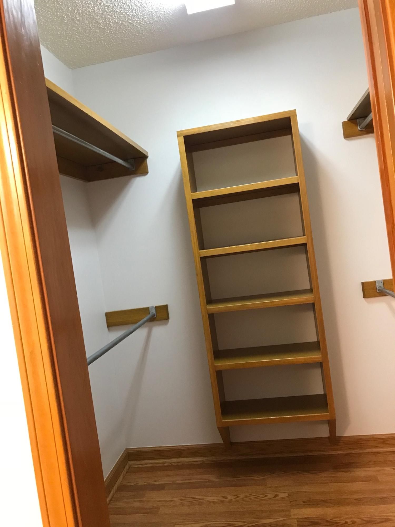 CEDAR RIDGE - Residential