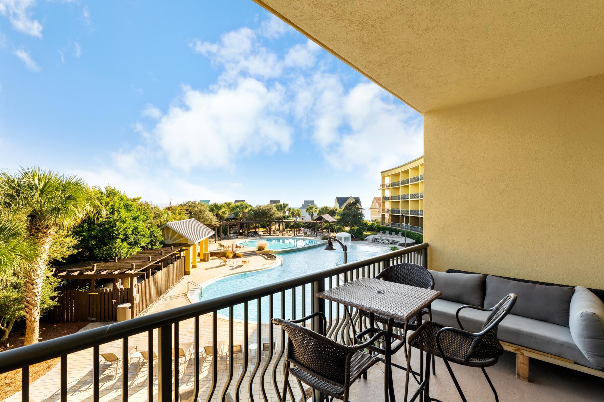 BEACH RESORT - Residential