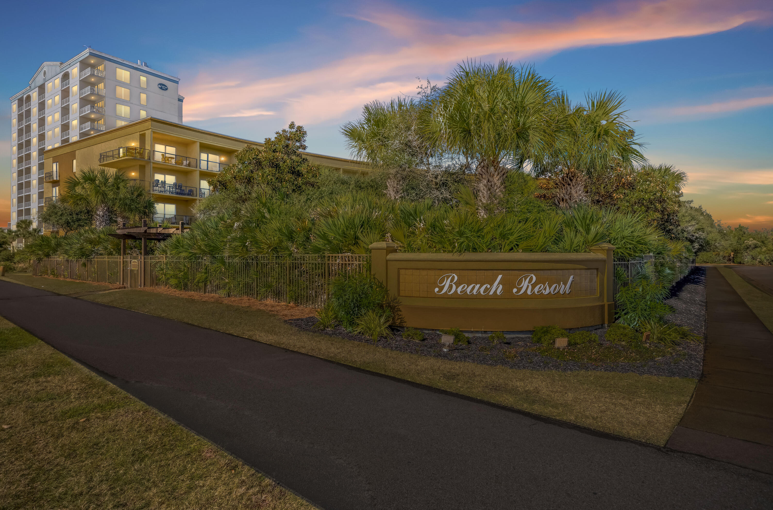 BEACH RESORT - Residential