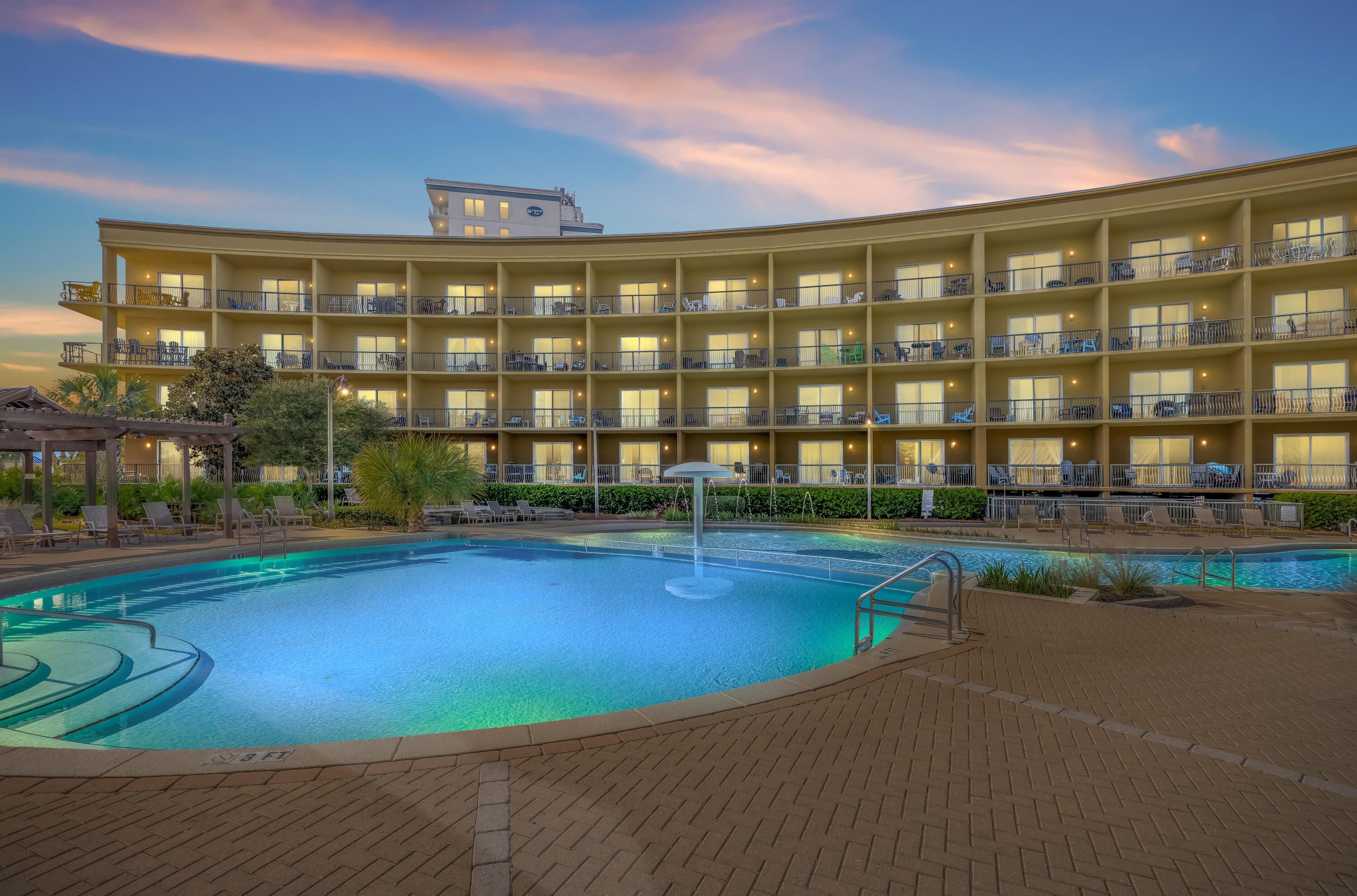 BEACH RESORT - Residential