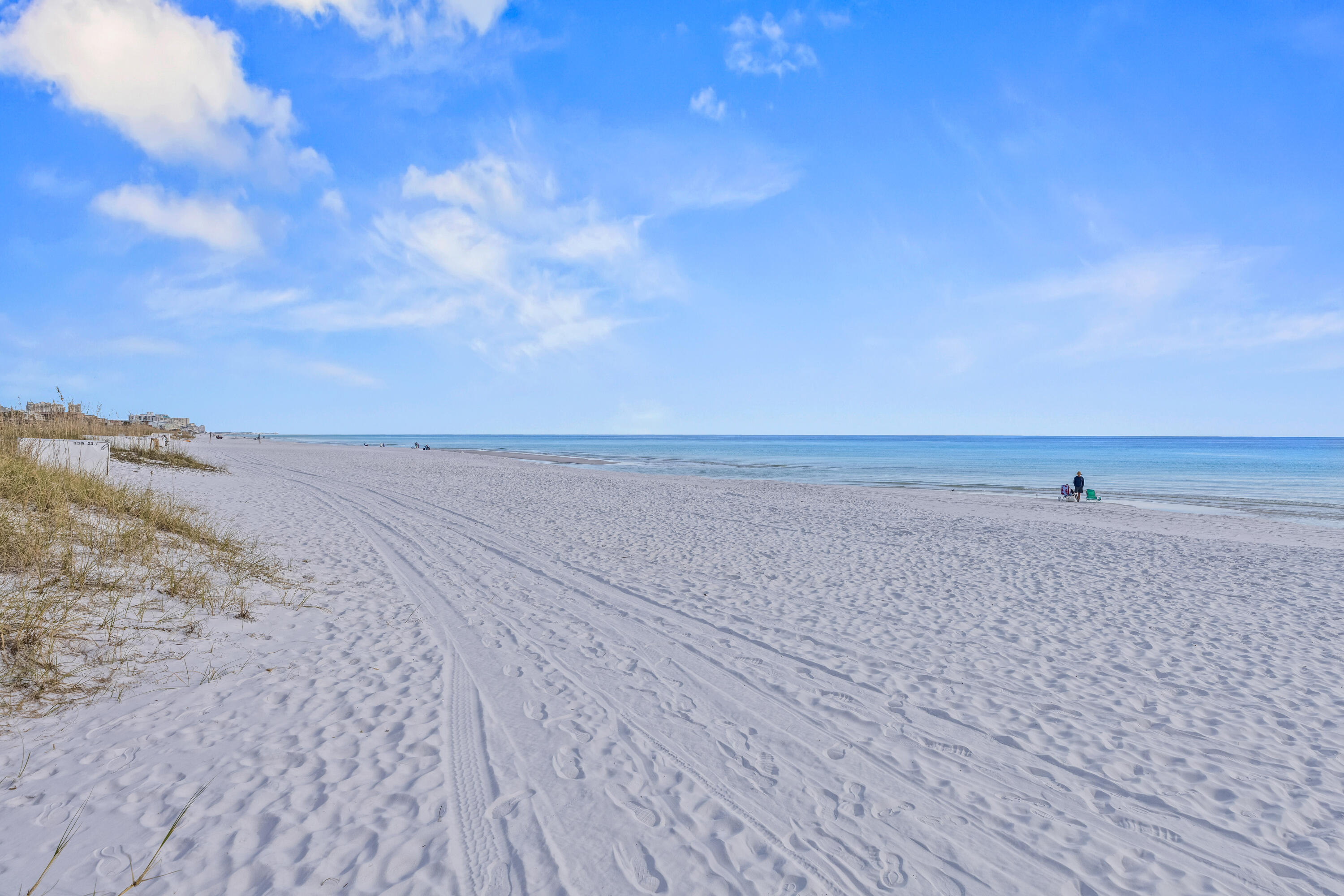 BEACH RESORT - Residential