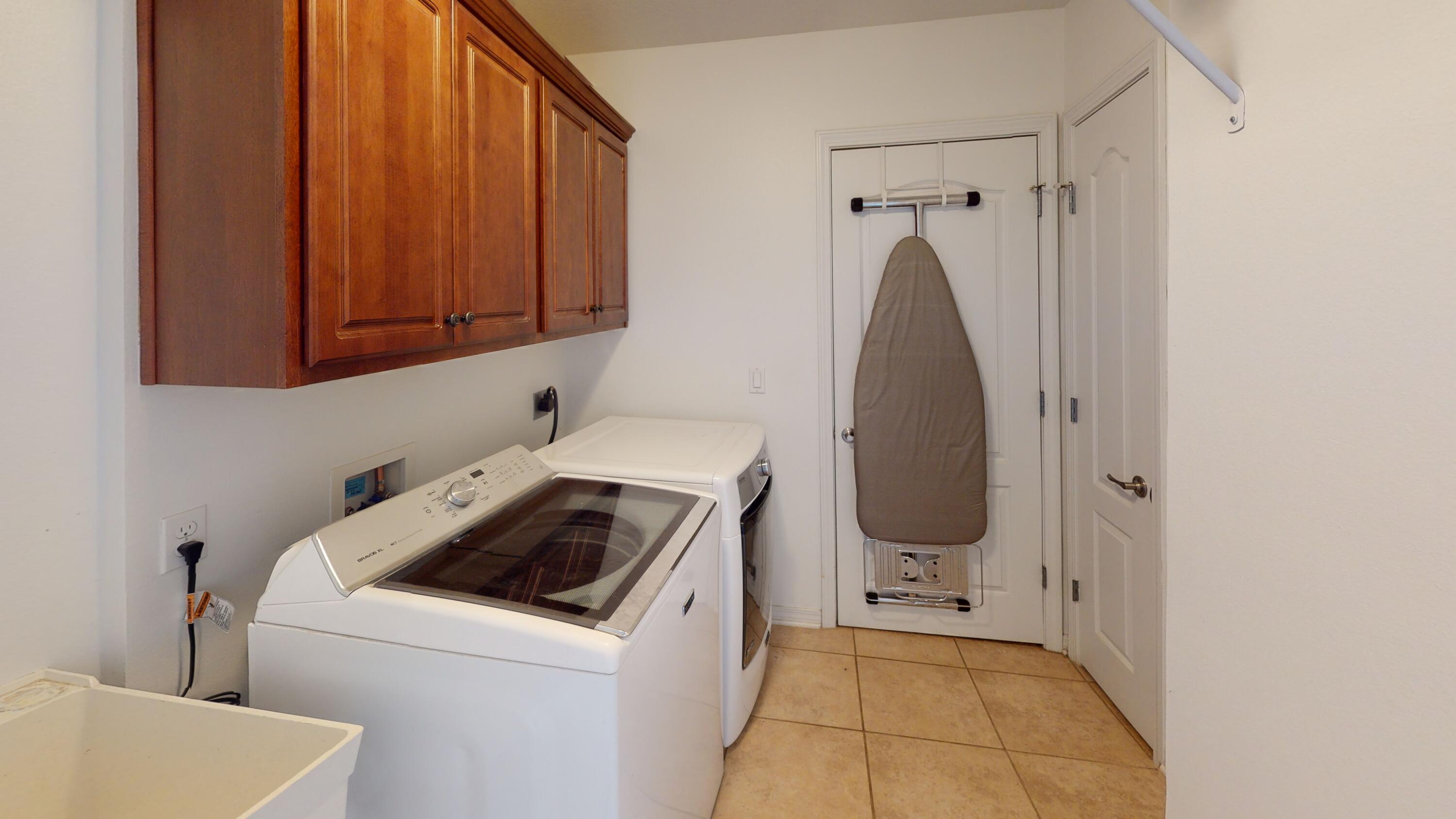 THE MEADOWS - Residential