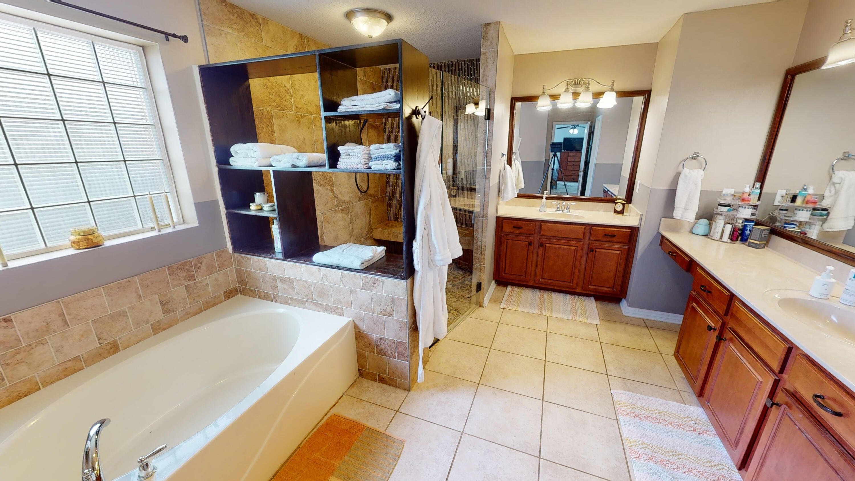 THE MEADOWS - Residential