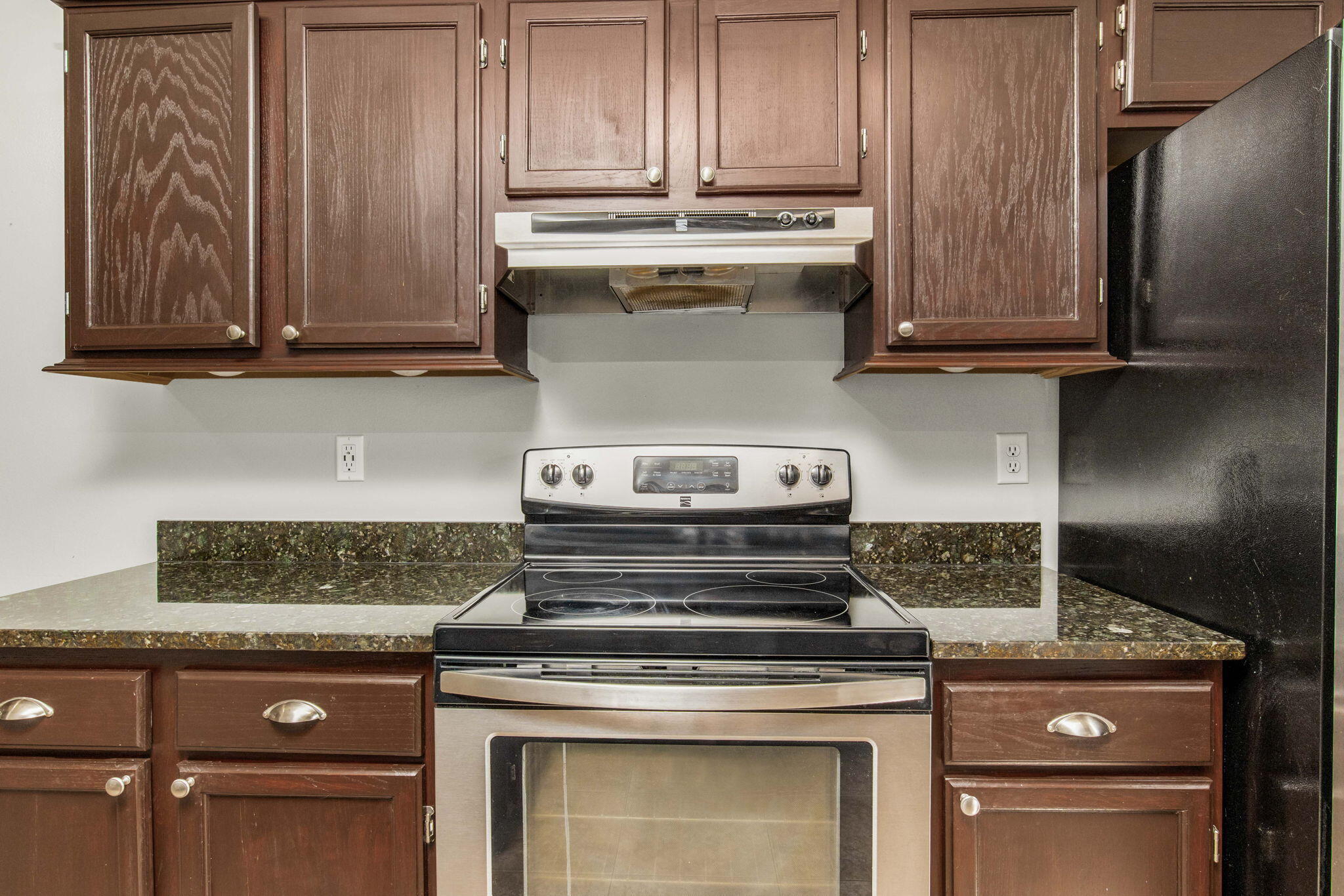 PIEDMONT PLACE - Residential