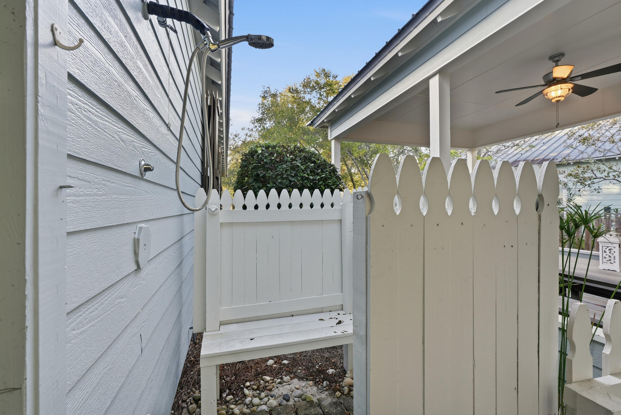 SEABREEZE EAST - Residential