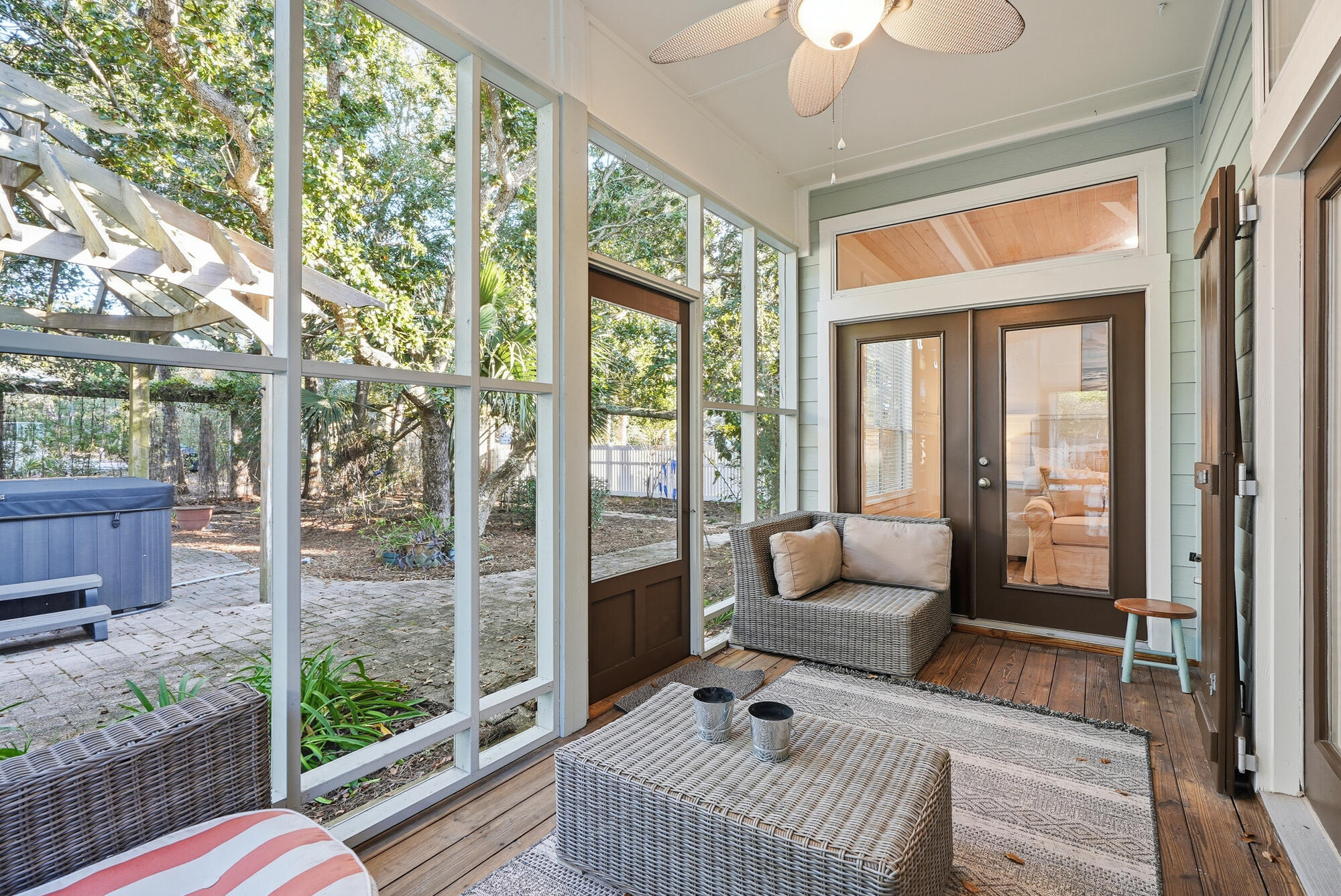 SEABREEZE EAST - Residential