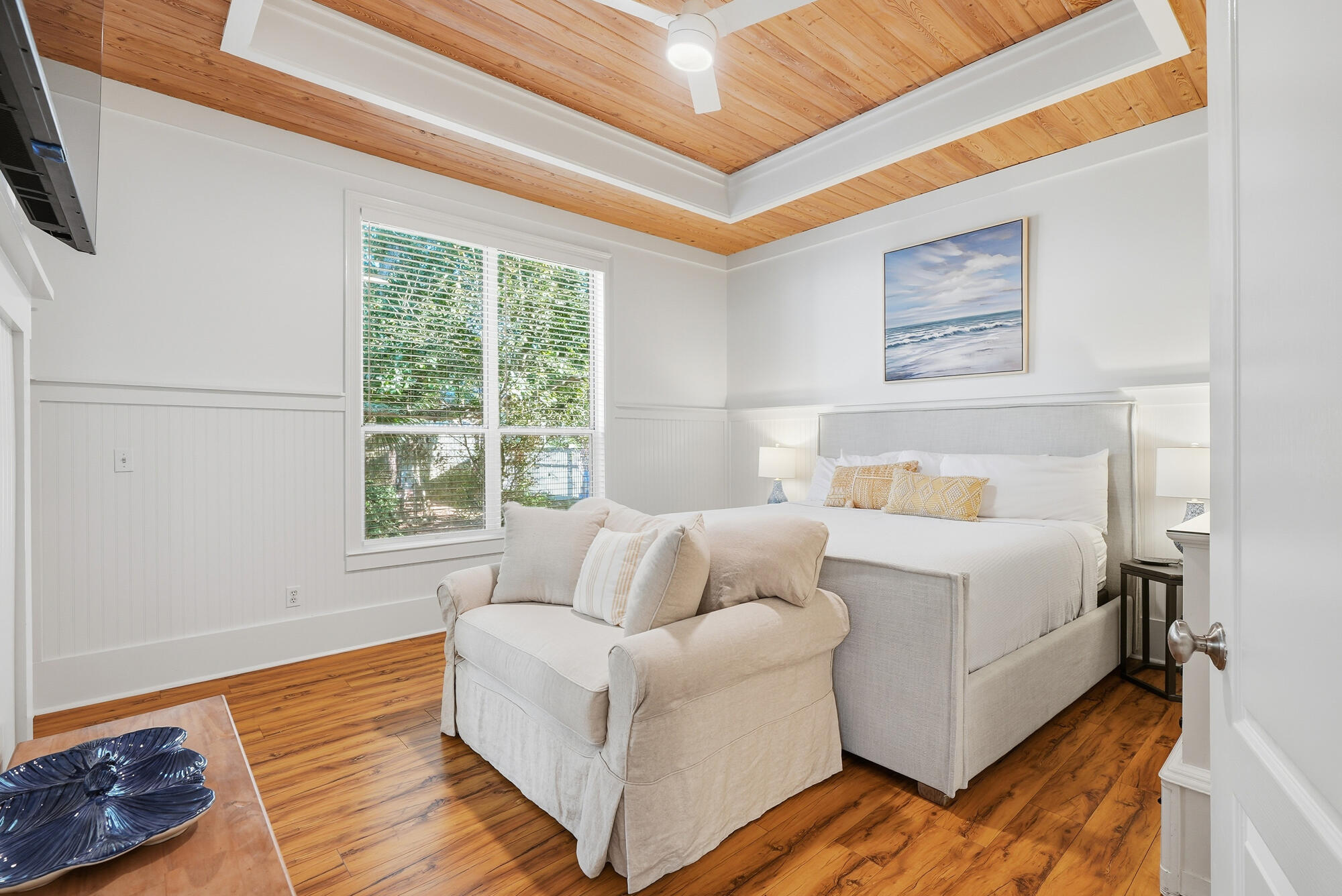 SEABREEZE EAST - Residential