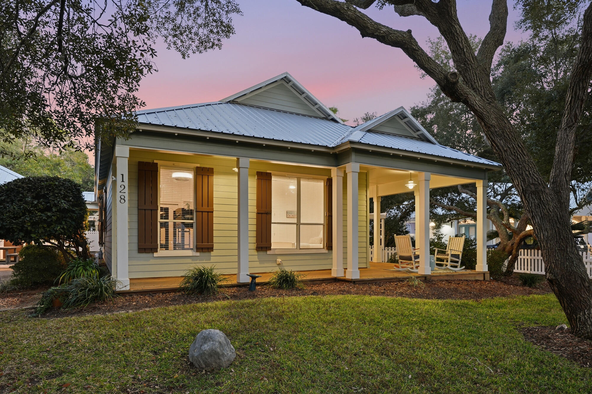 SEABREEZE EAST - Residential