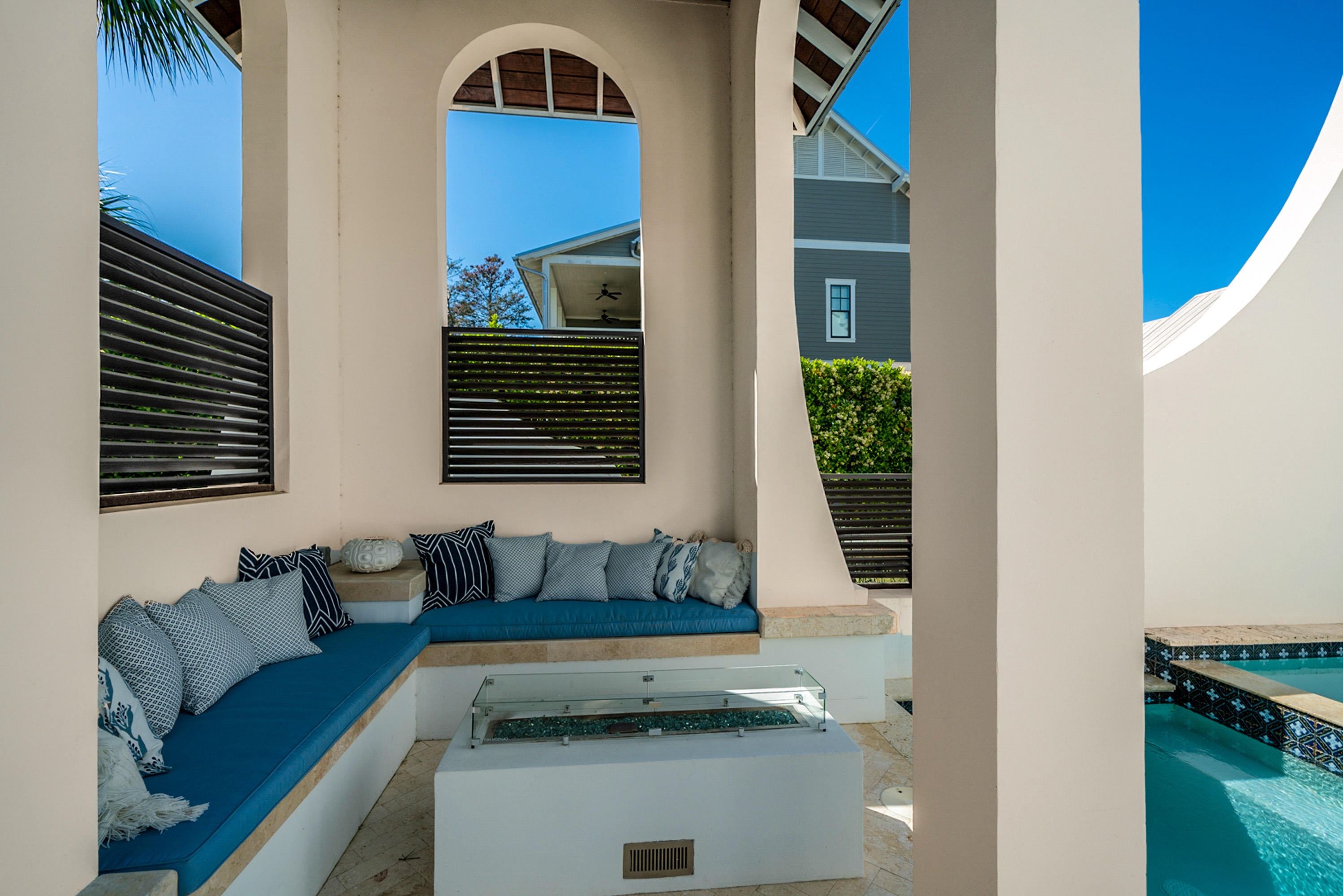 SEAGROVE VILLAGE 6TH ADD - Residential