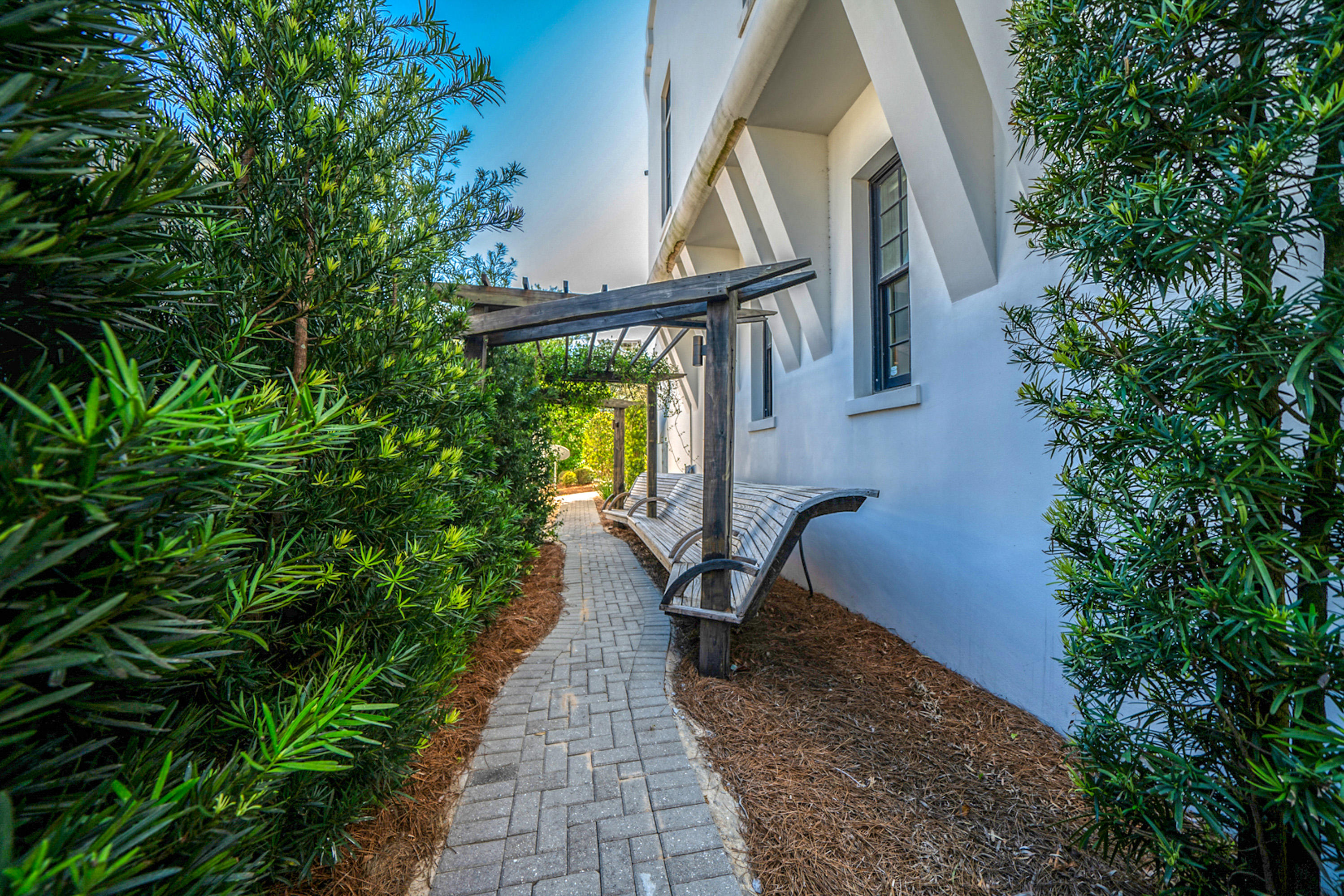 SEAGROVE VILLAGE 6TH ADD - Residential