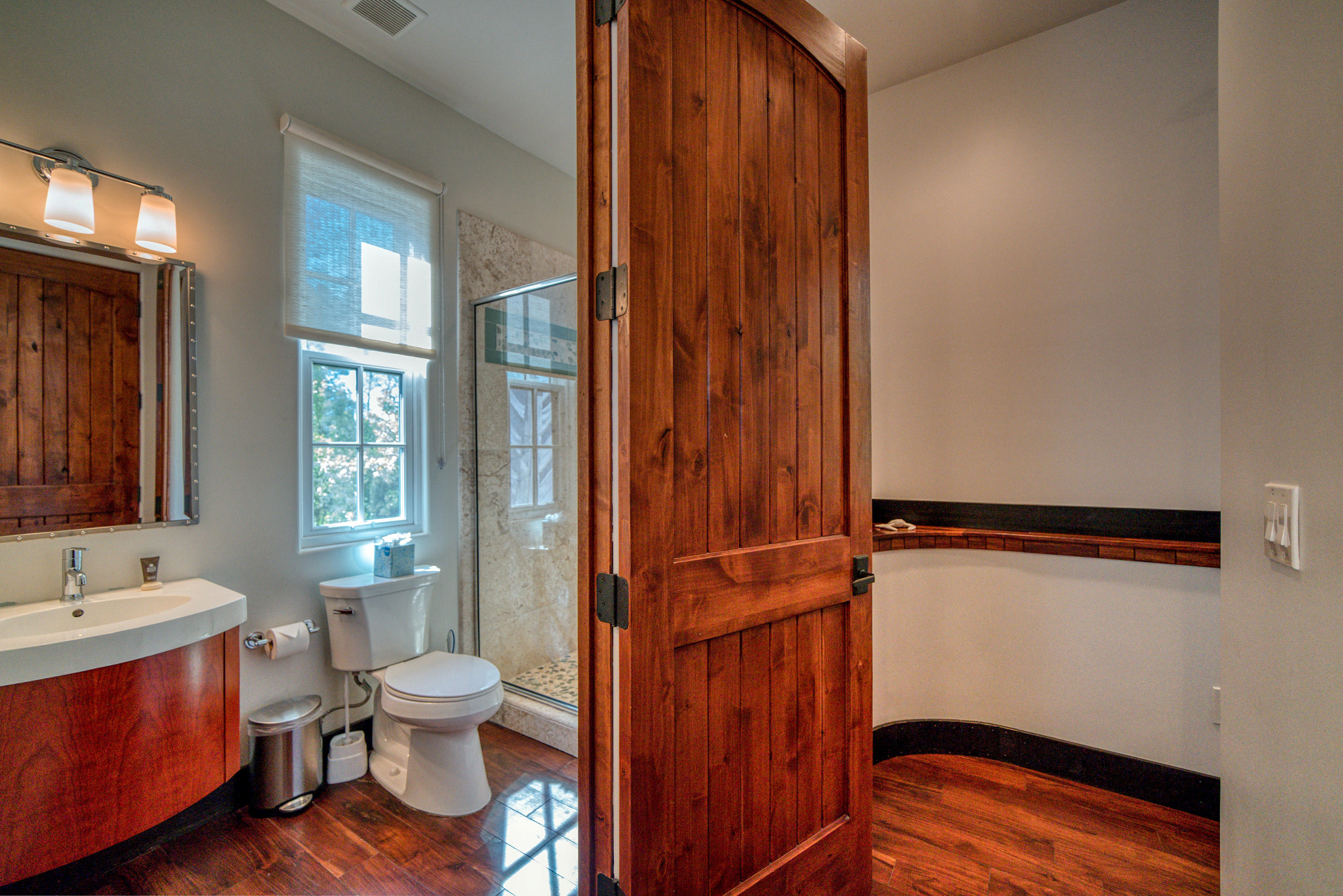 SEAGROVE VILLAGE 6TH ADD - Residential
