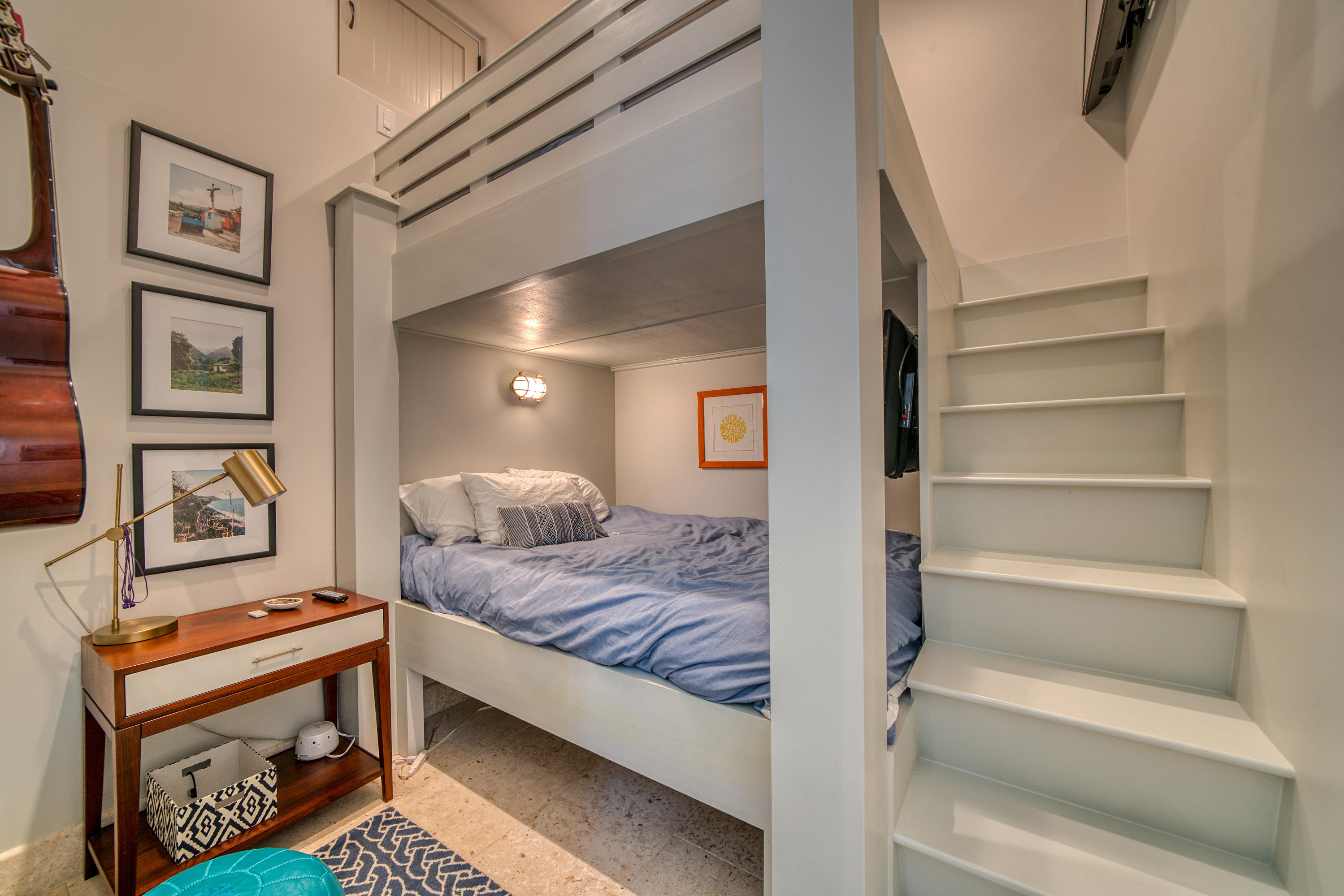 SEAGROVE VILLAGE 6TH ADD - Residential