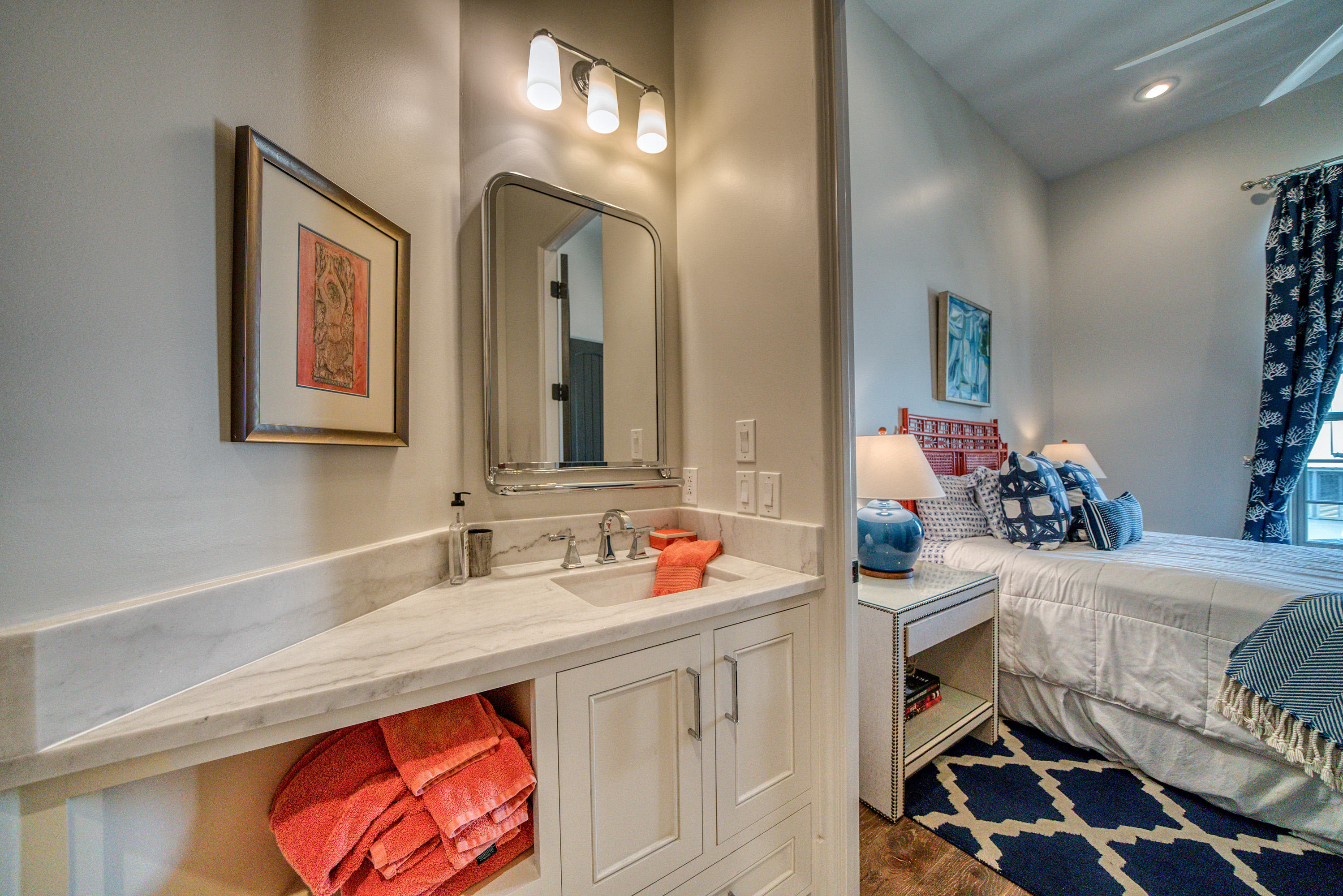 SEAGROVE VILLAGE 6TH ADD - Residential