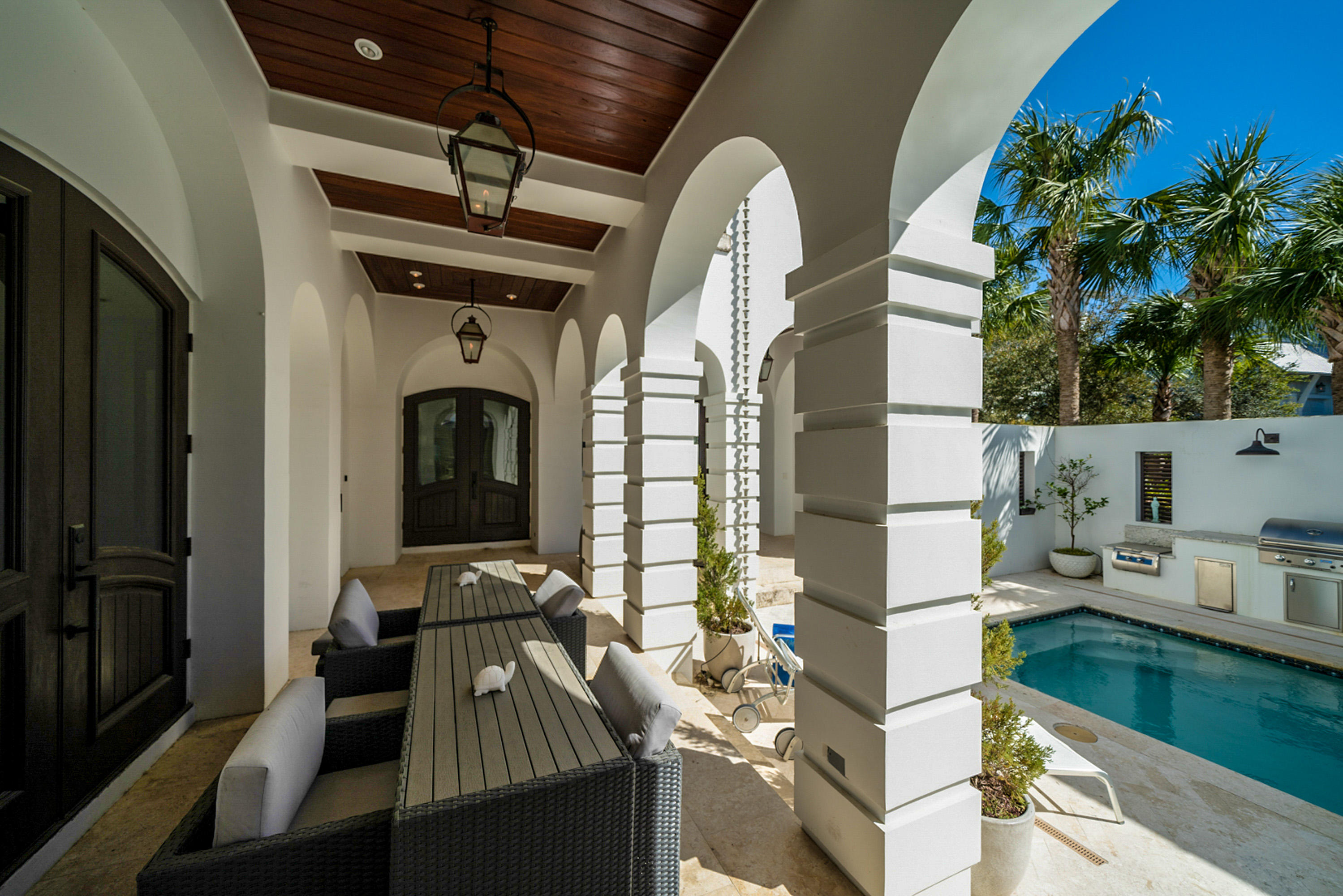 SEAGROVE VILLAGE 6TH ADD - Residential