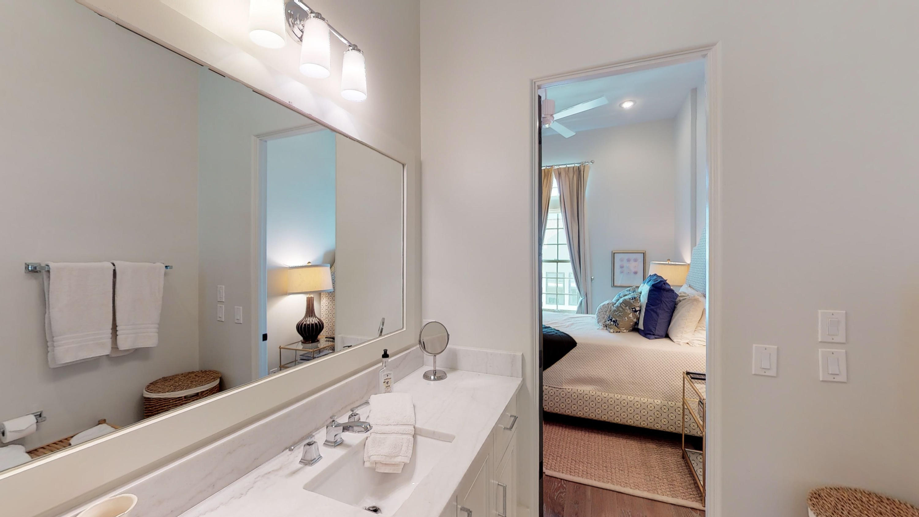 SEAGROVE VILLAGE 6TH ADD - Residential