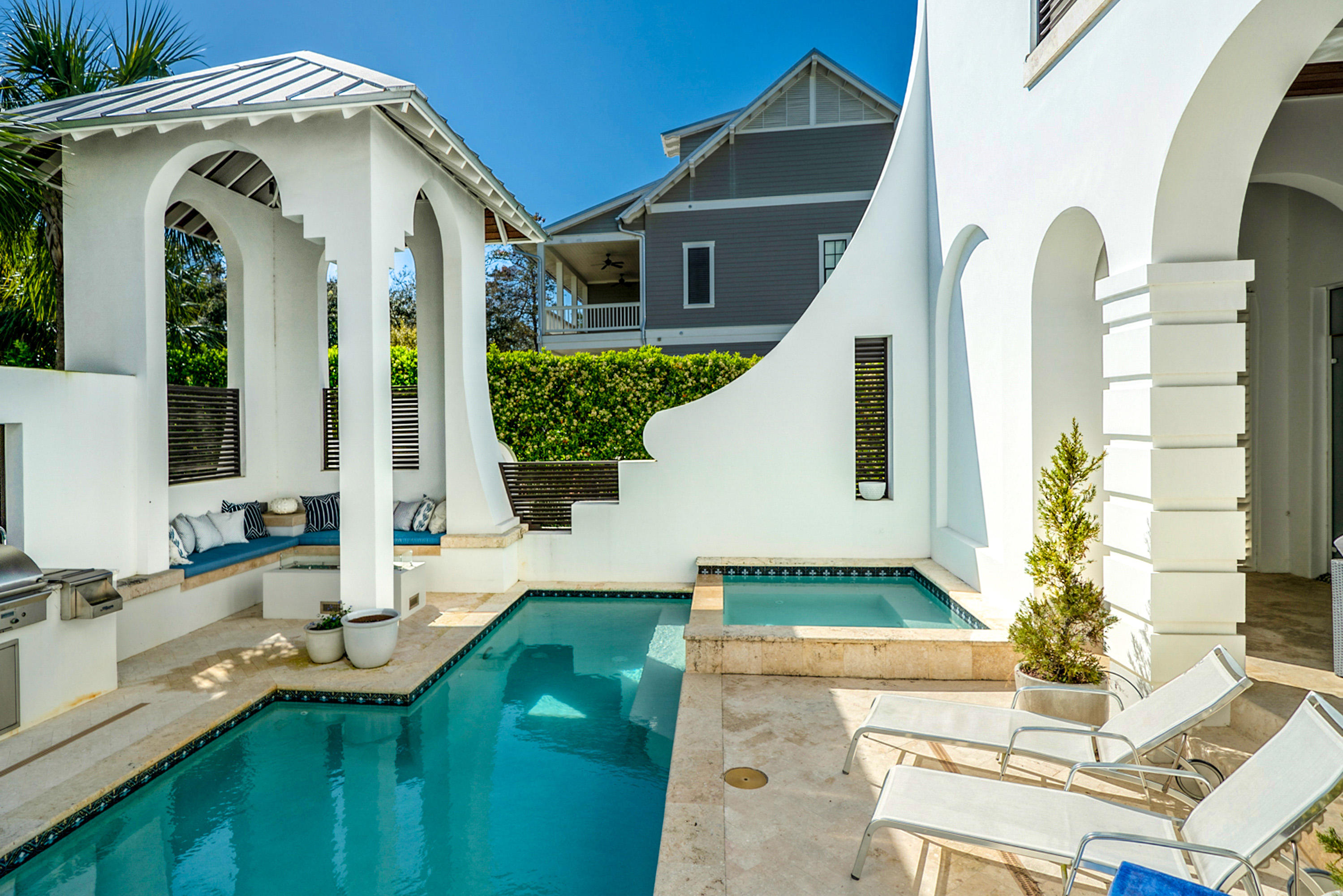 SEAGROVE VILLAGE 6TH ADD - Residential
