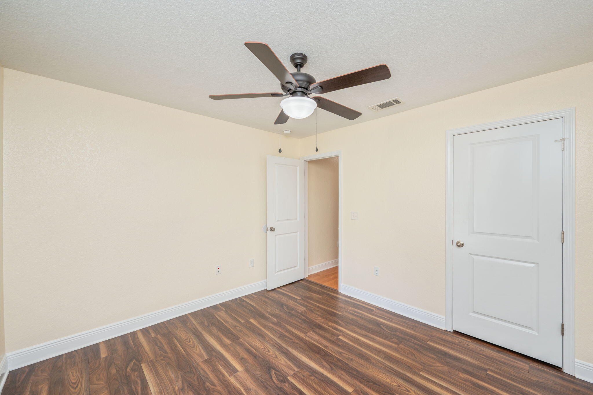 FOX VALLEY - Residential Lease