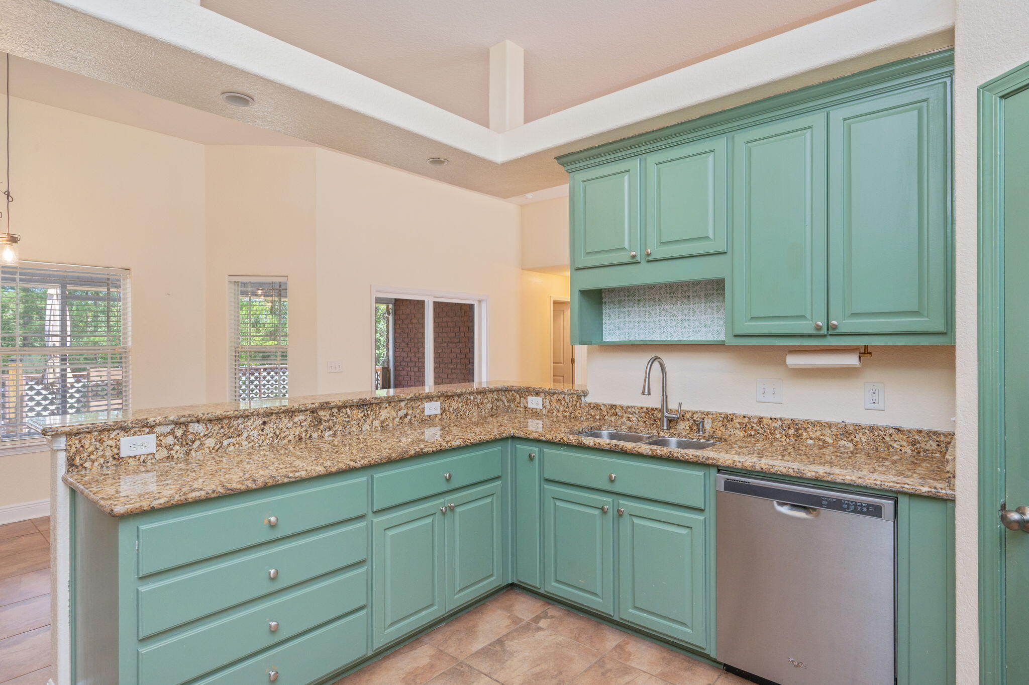 FOX VALLEY - Residential Lease