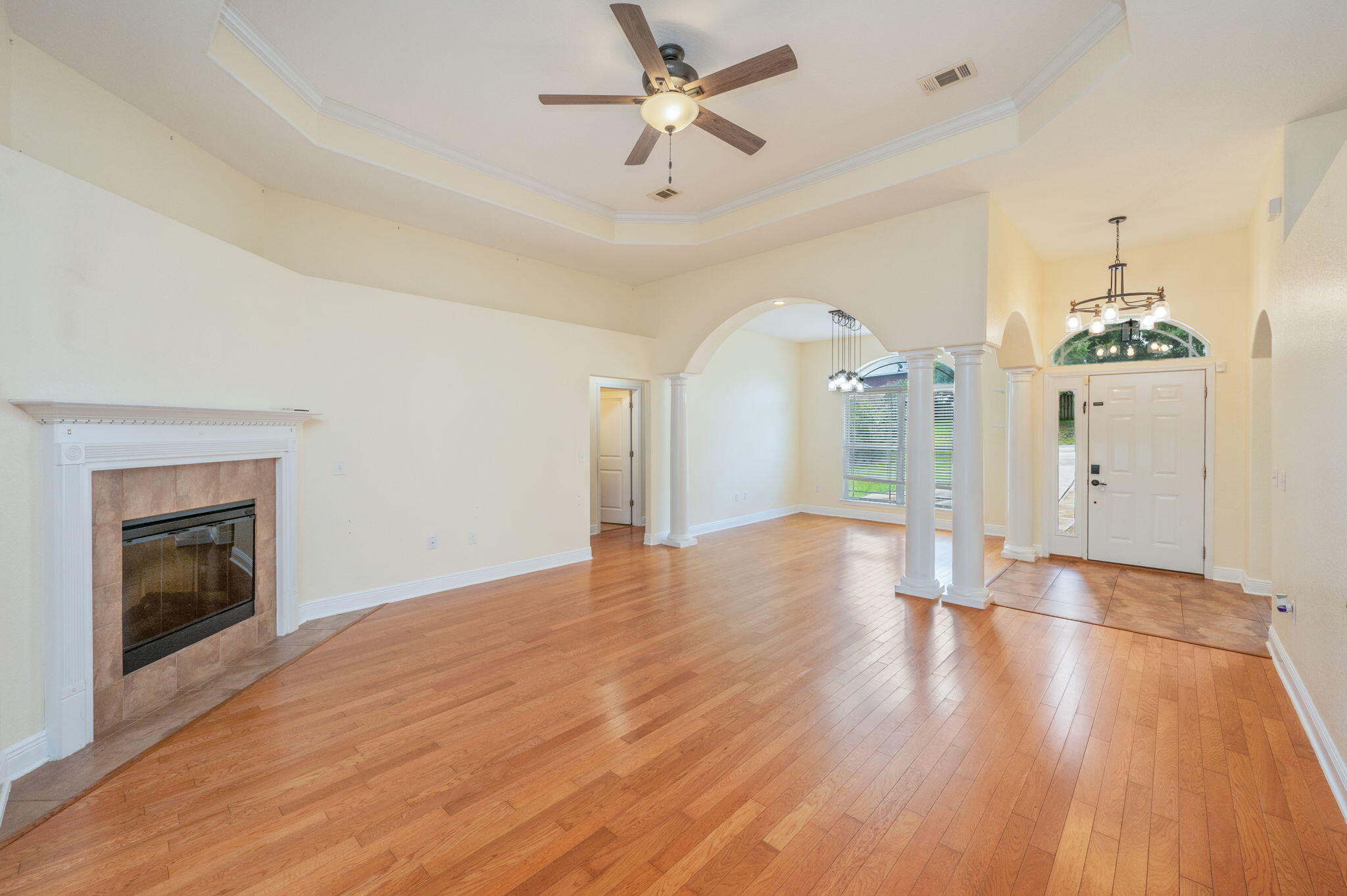FOX VALLEY - Residential Lease