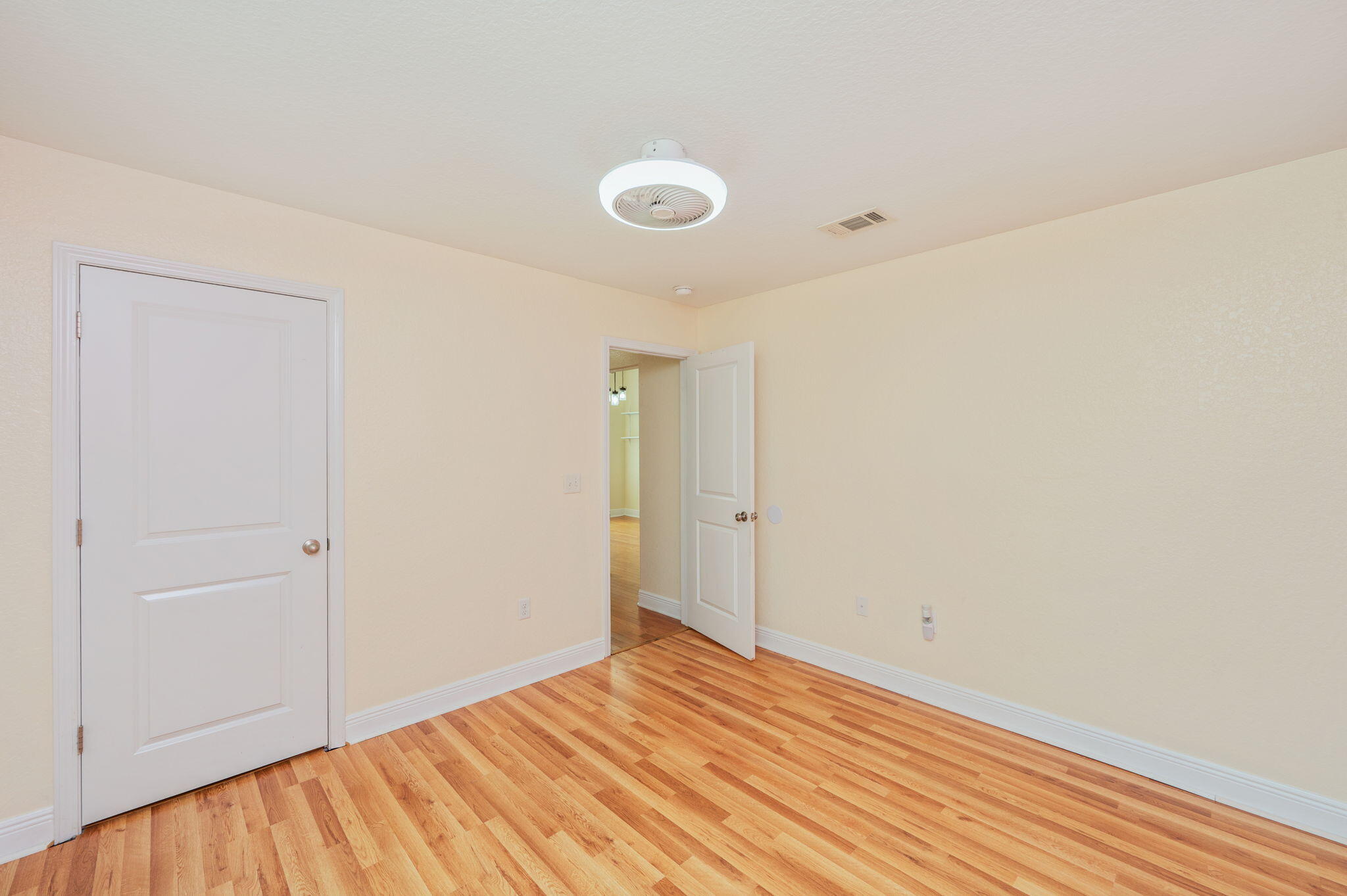 FOX VALLEY - Residential Lease