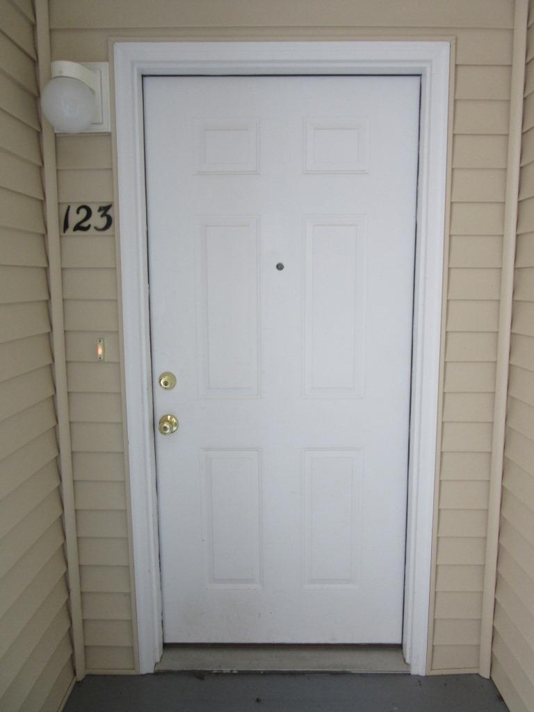 THE OAKS AT NICEVILLE CONDO UNIT 123 - Residential