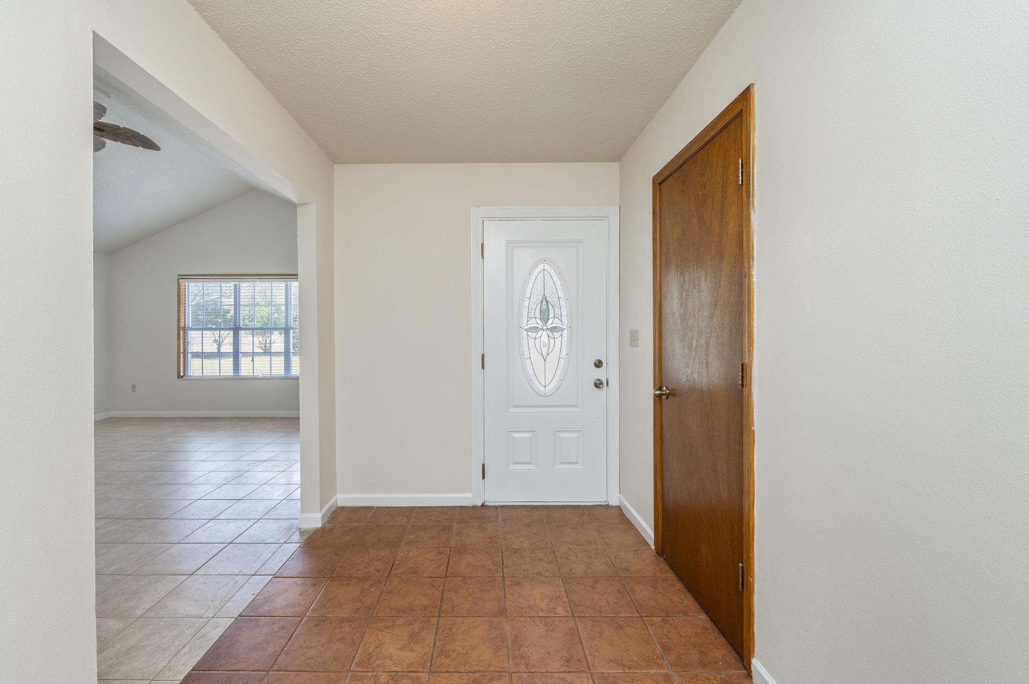 CRESTVIEW (231100.00) - Residential