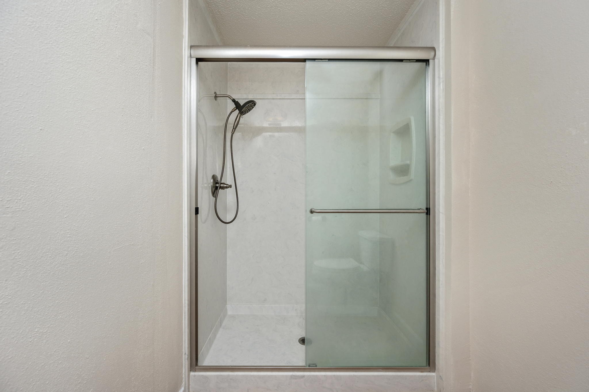 CRESTVIEW (231100.00) - Residential