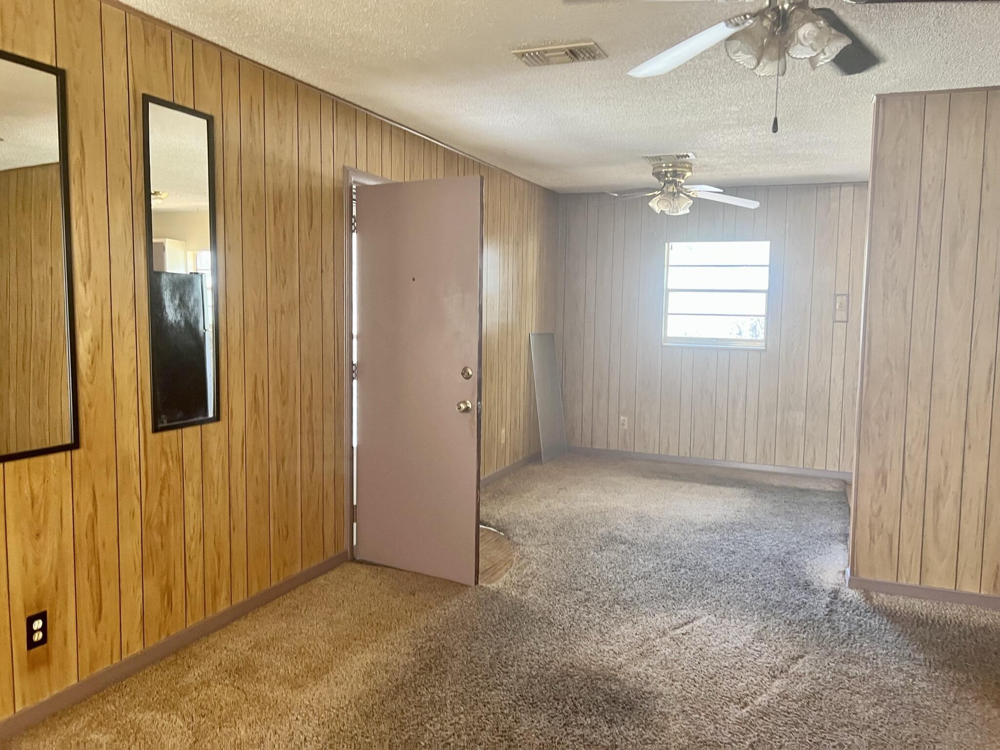 WINTHROP PLACE 1ST ADDN - Residential