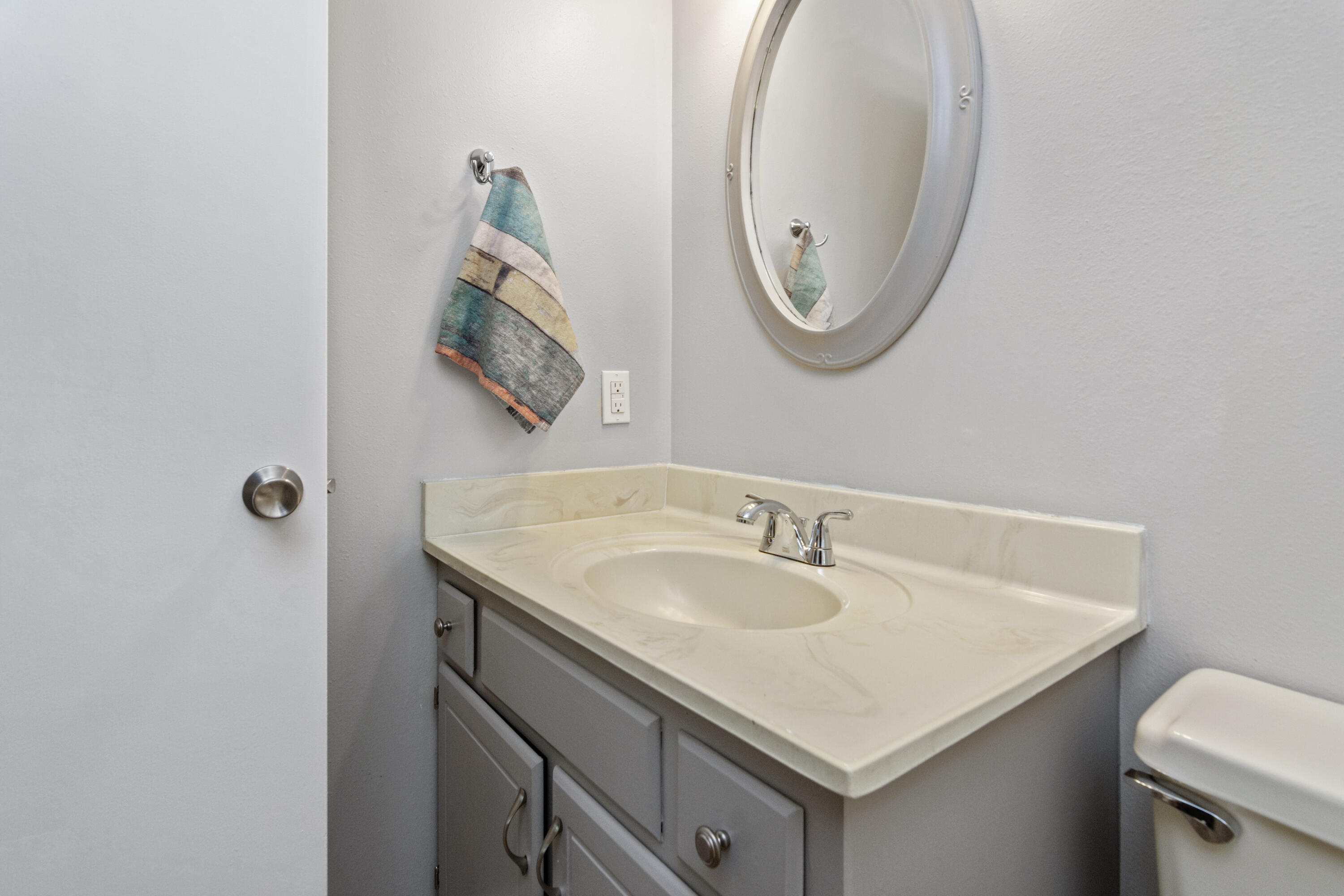 PARKVIEW ESTATES T/H - Residential Lease