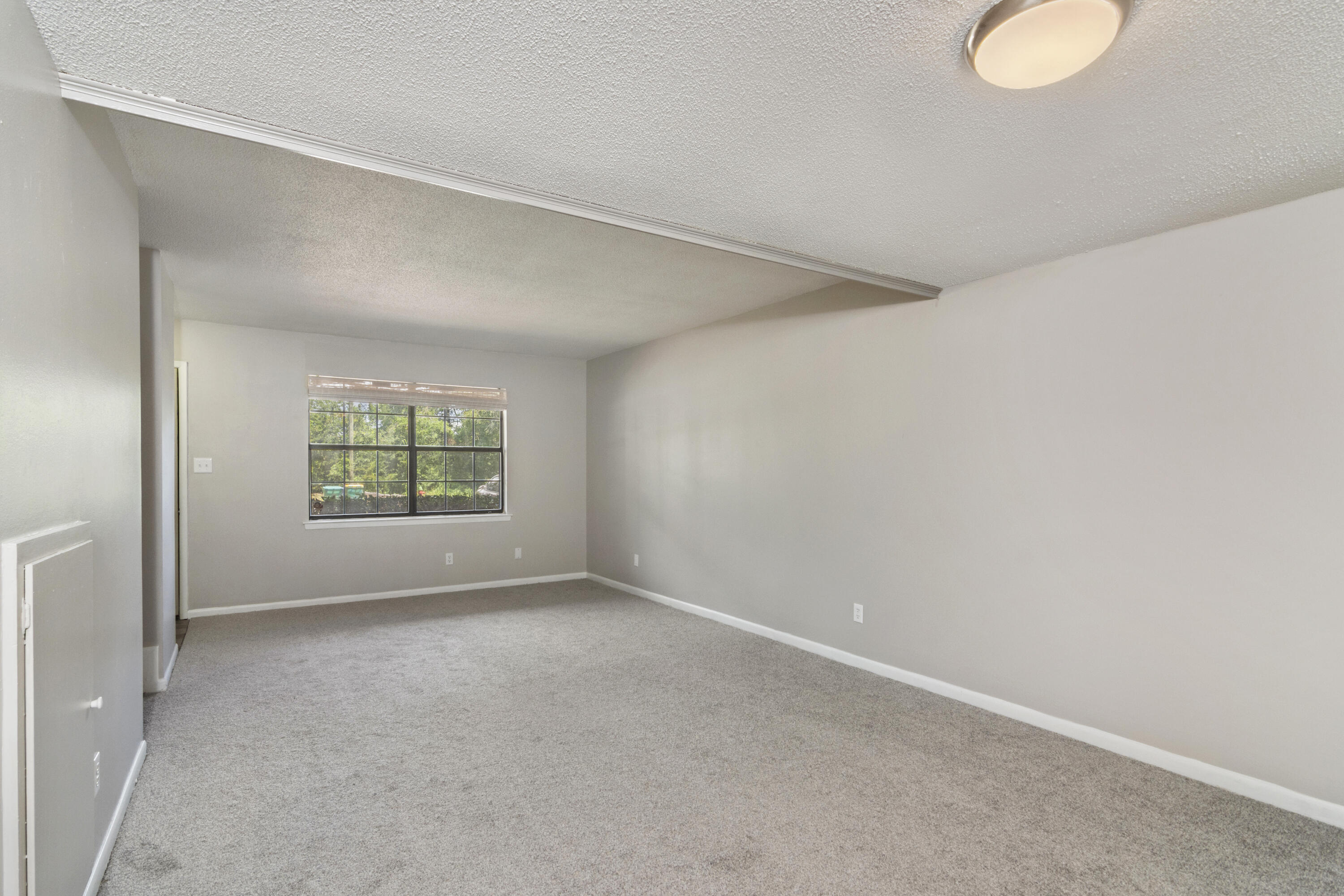 PARKVIEW ESTATES T/H - Residential Lease