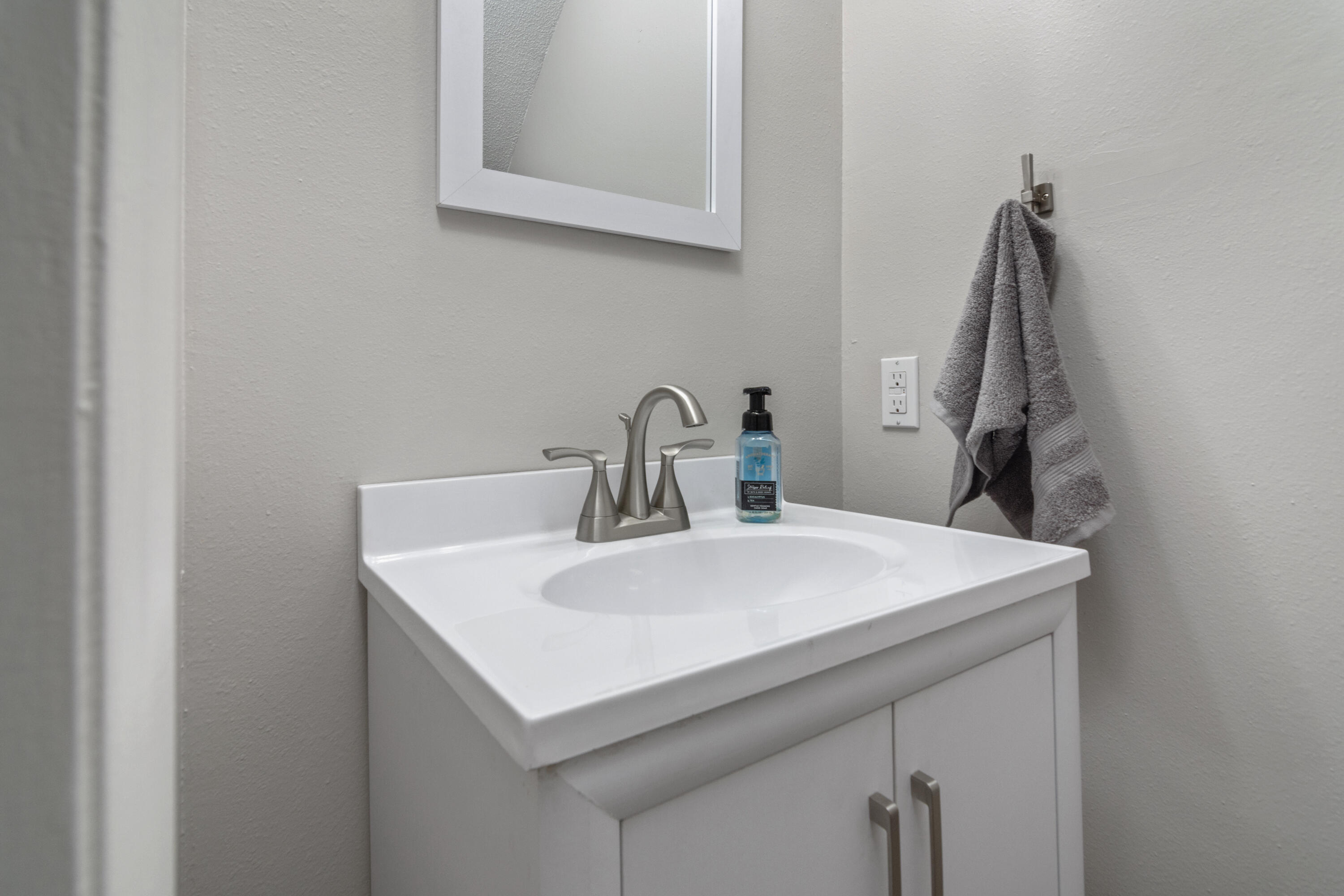 PARKVIEW ESTATES T/H - Residential Lease