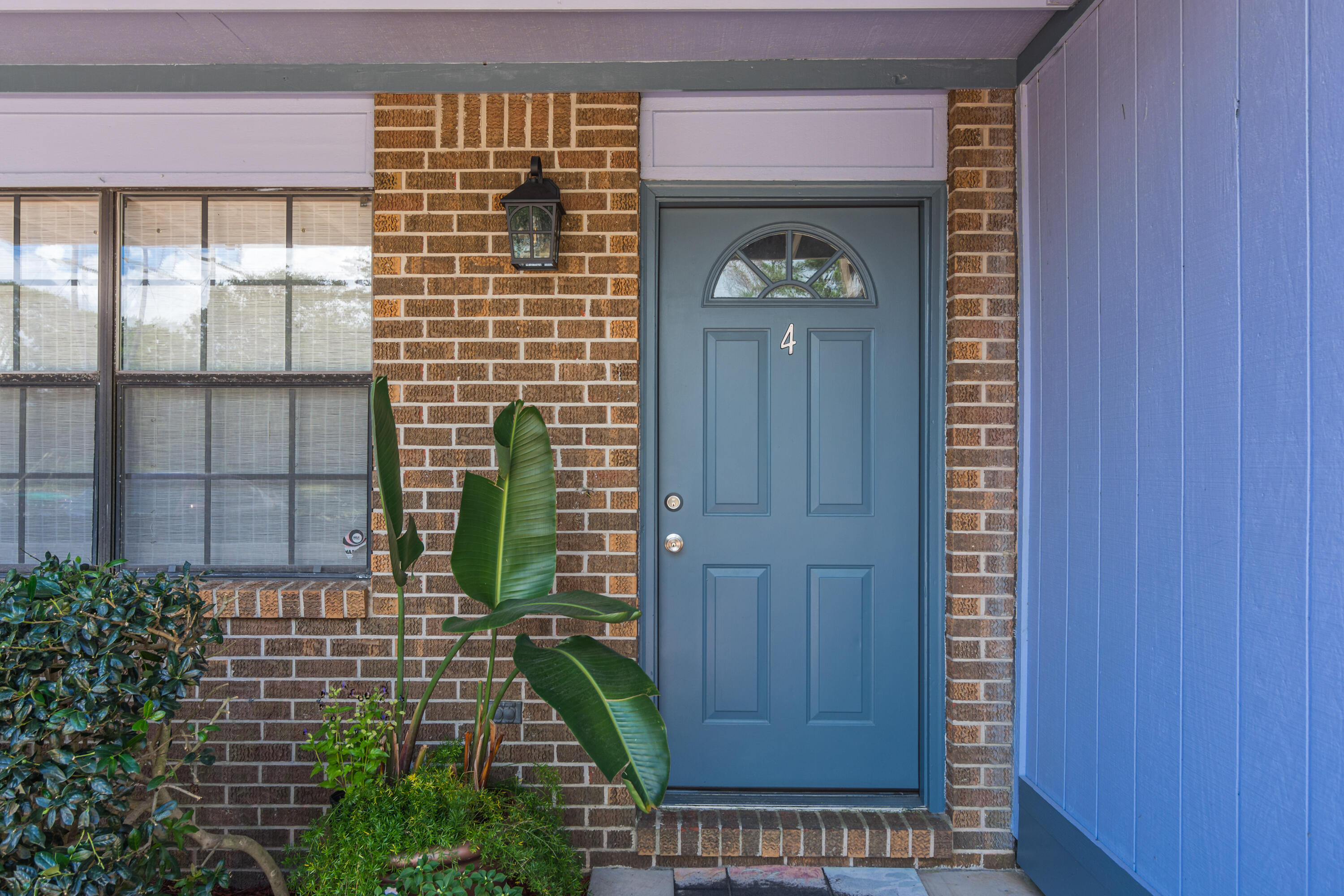 PARKVIEW ESTATES T/H - Residential Lease