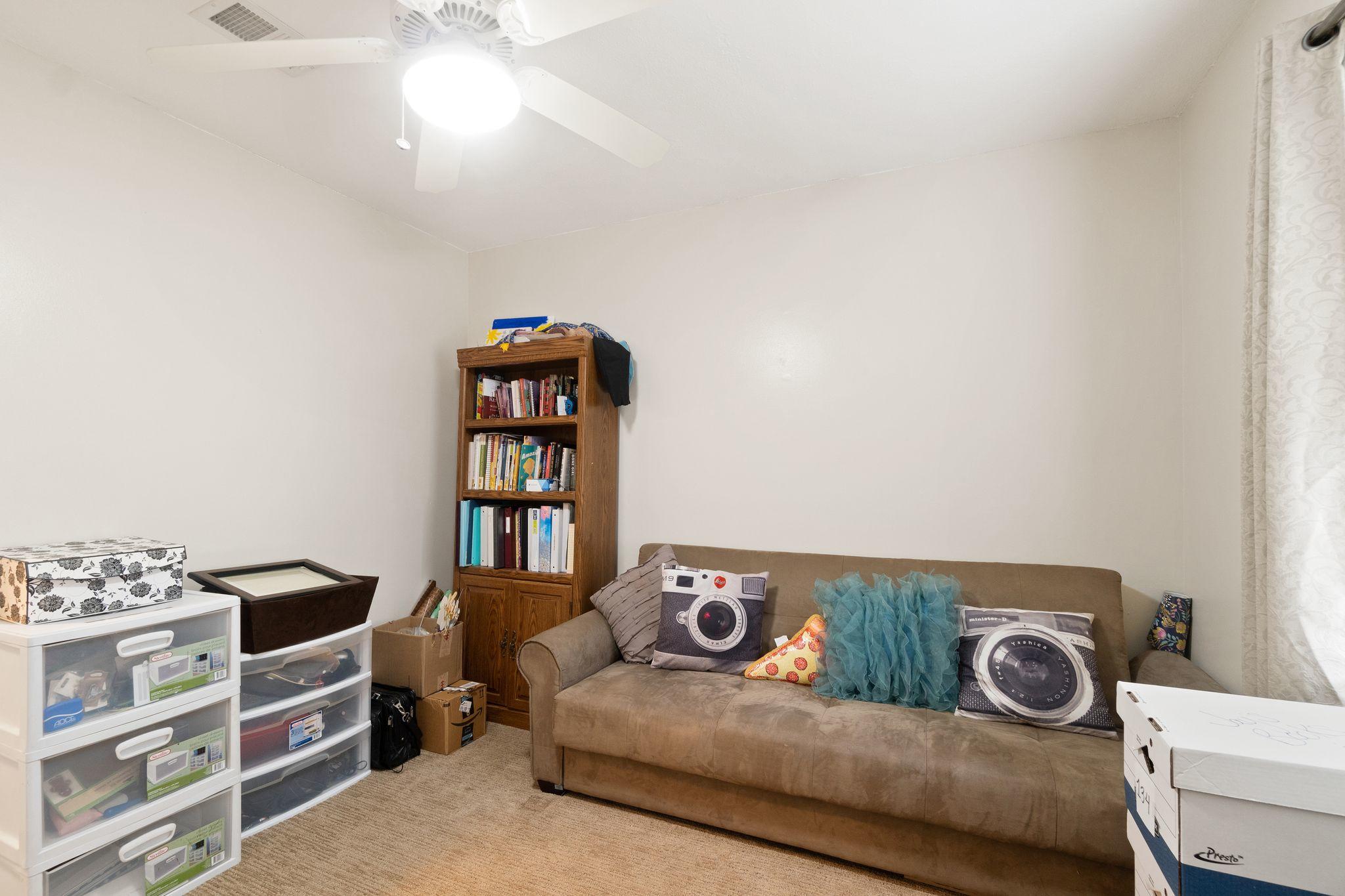 COLONIAL HEIGHTS - Residential