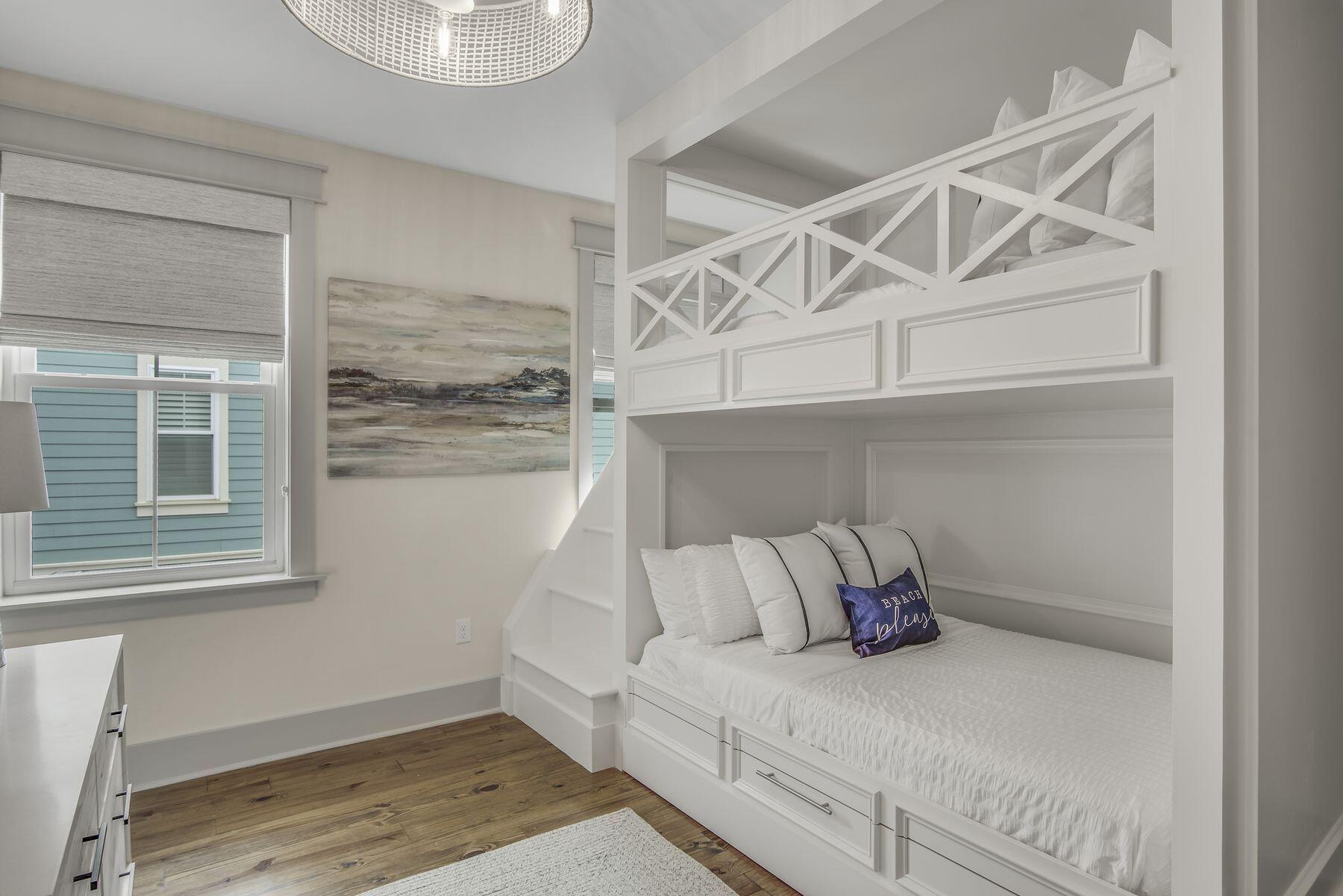 NATUREWALK AT SEAGROVE - Residential