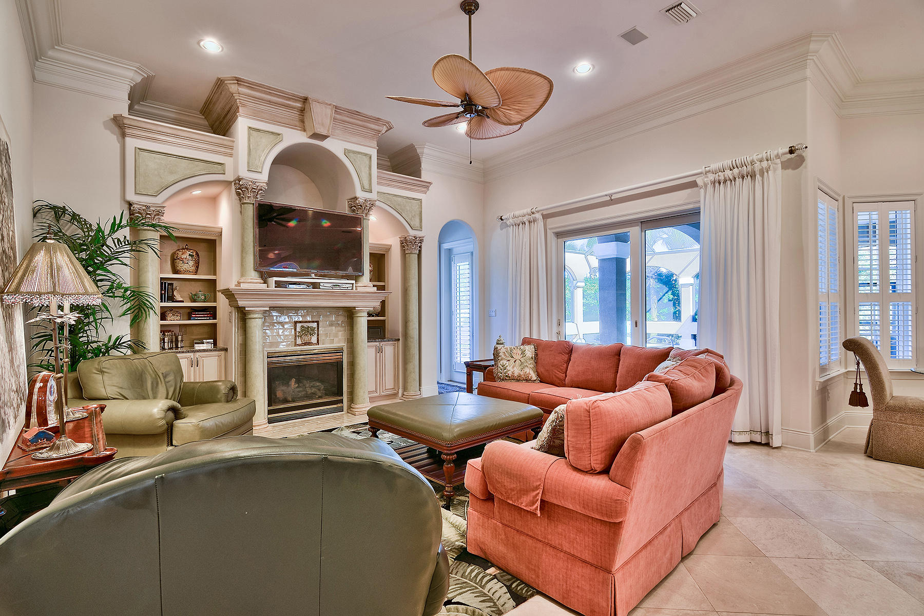 BURNT PINE - Residential