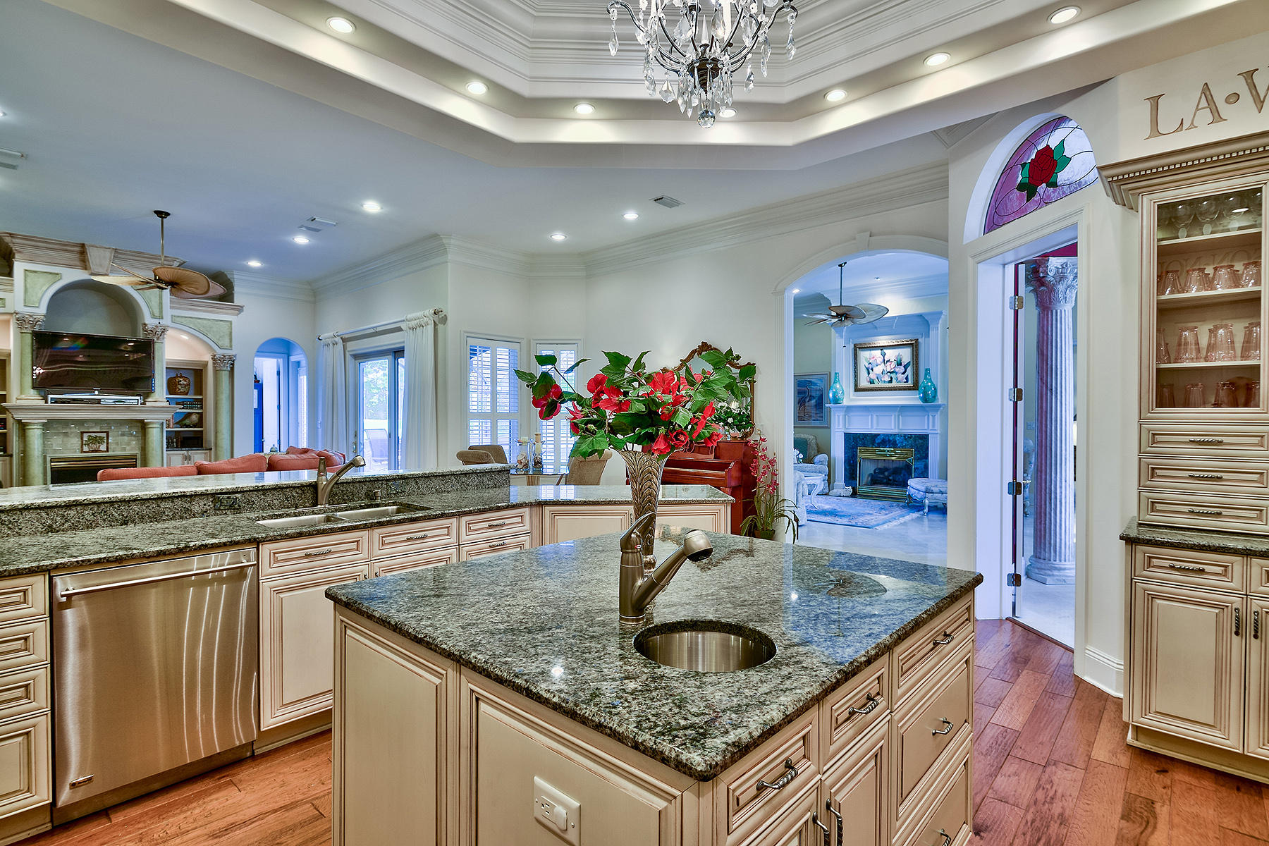 BURNT PINE - Residential