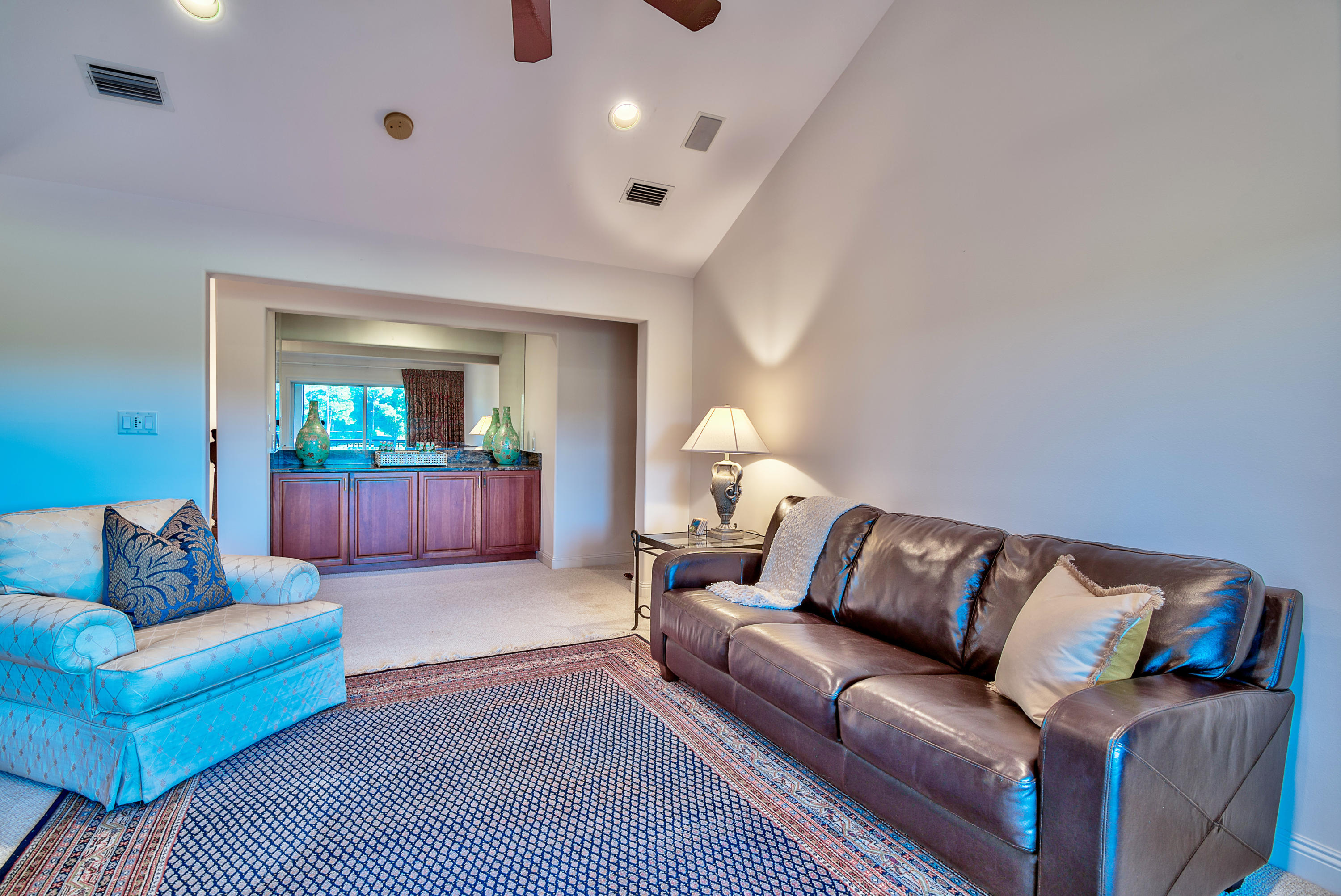 BURNT PINE - Residential