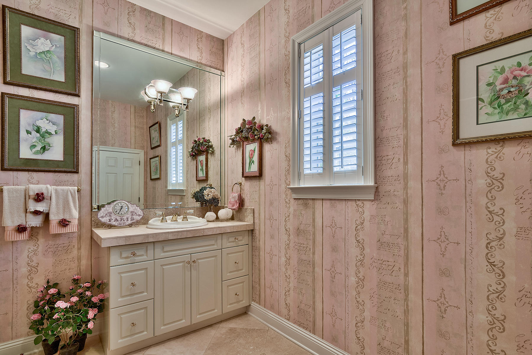 BURNT PINE - Residential