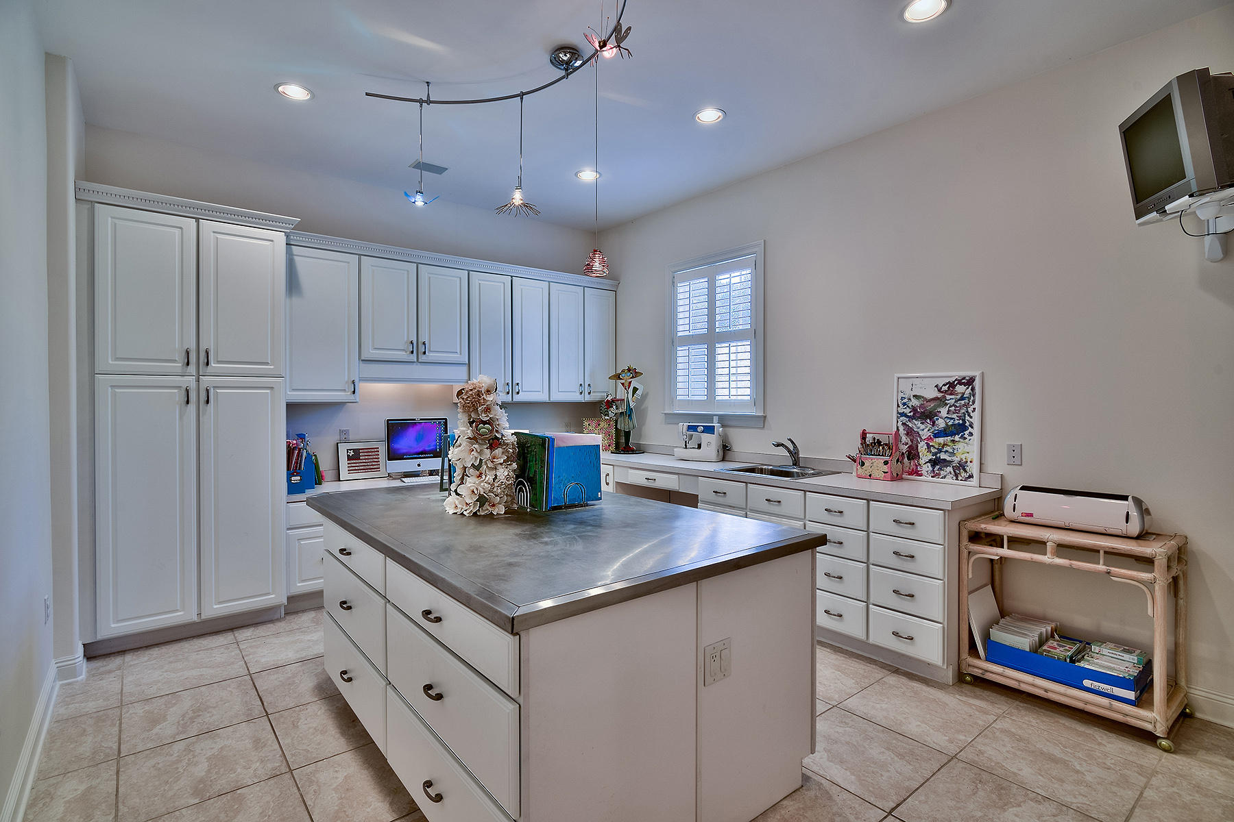 BURNT PINE - Residential