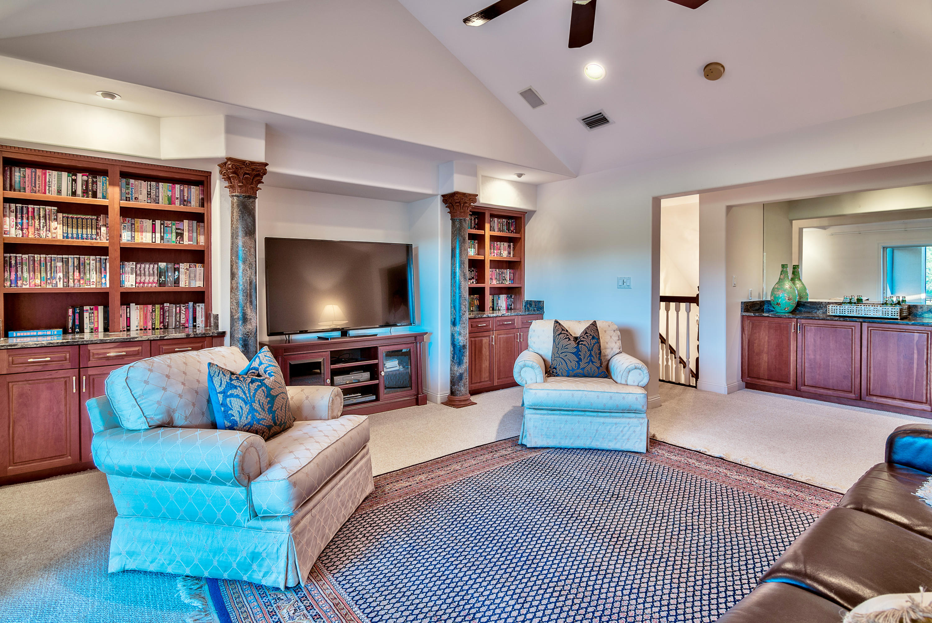 BURNT PINE - Residential