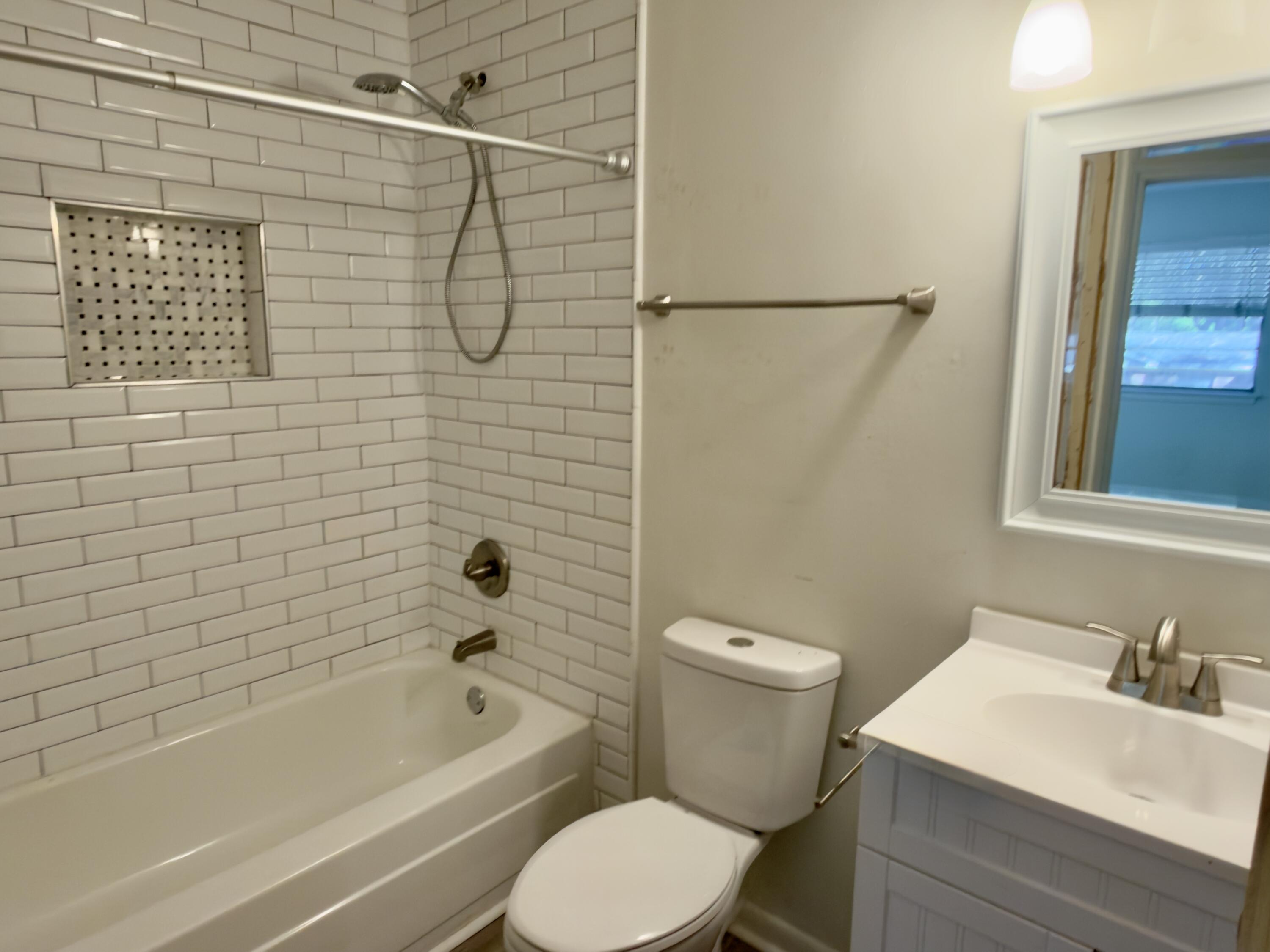 TALL PINES - Residential