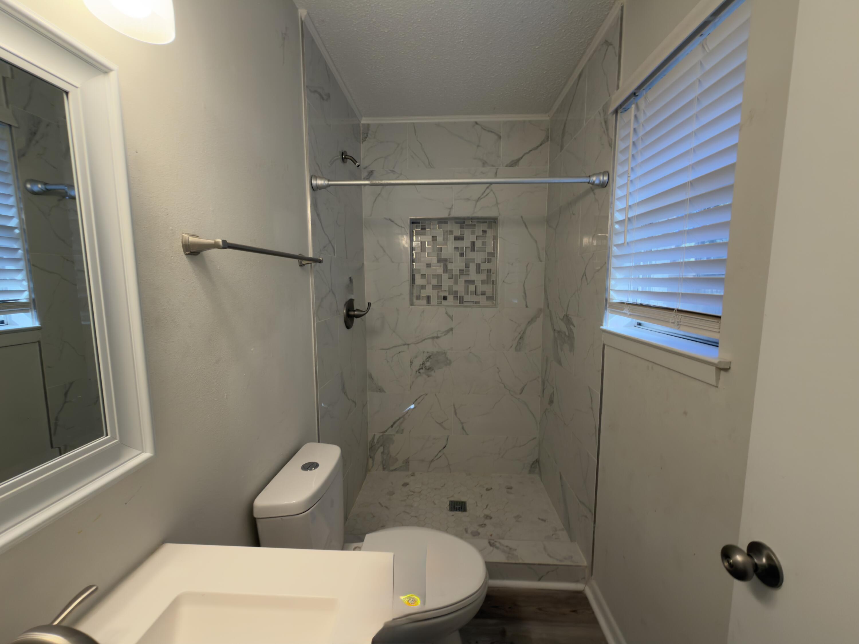 TALL PINES - Residential