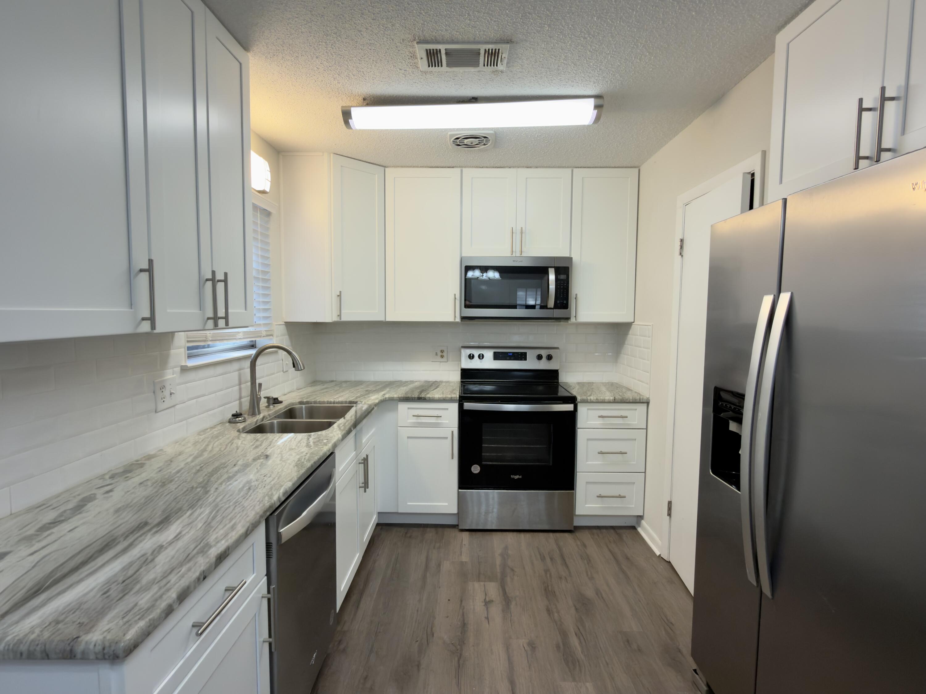 TALL PINES - Residential