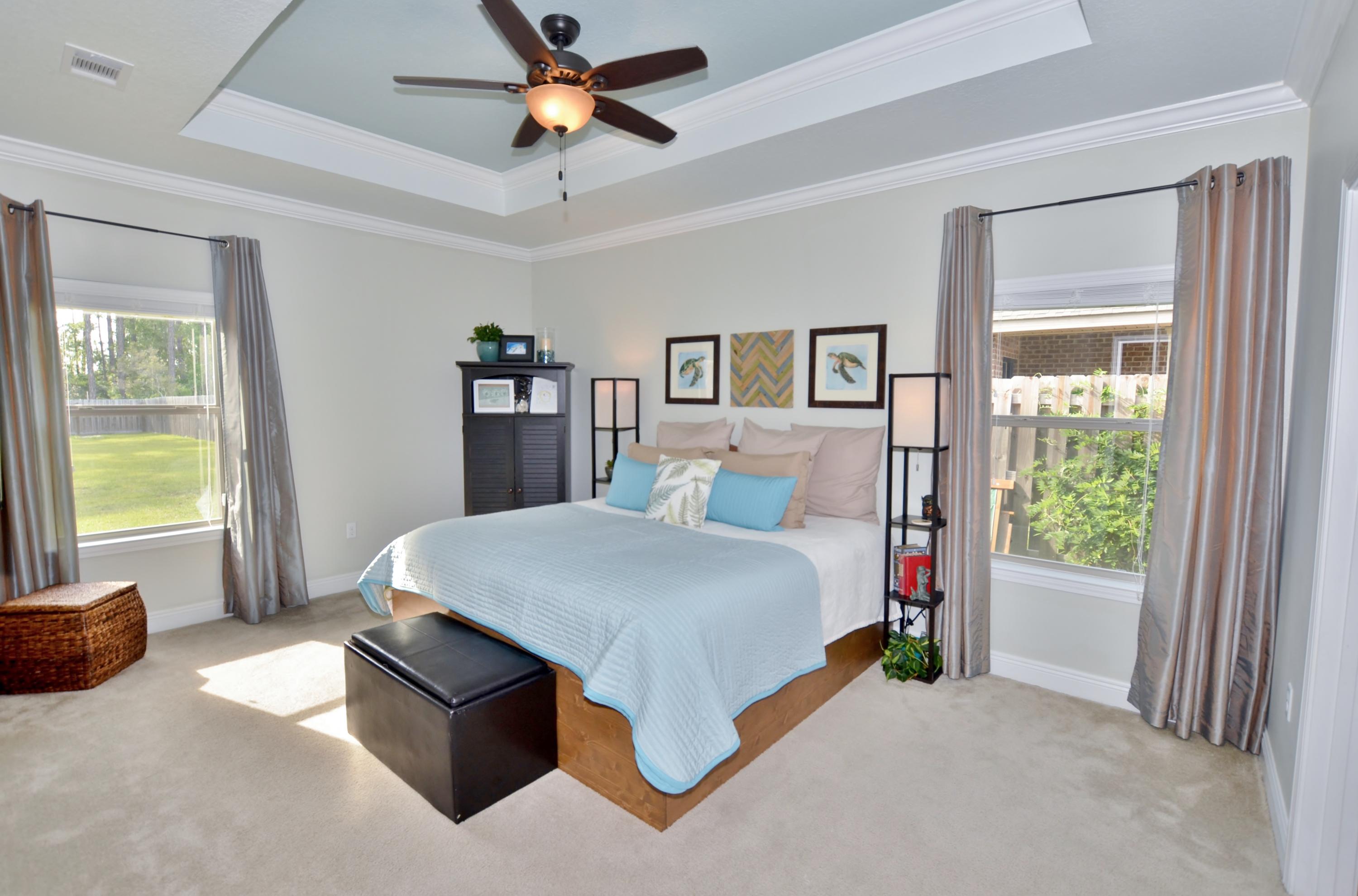 DRIFTWOOD ESTATES - Residential Lease
