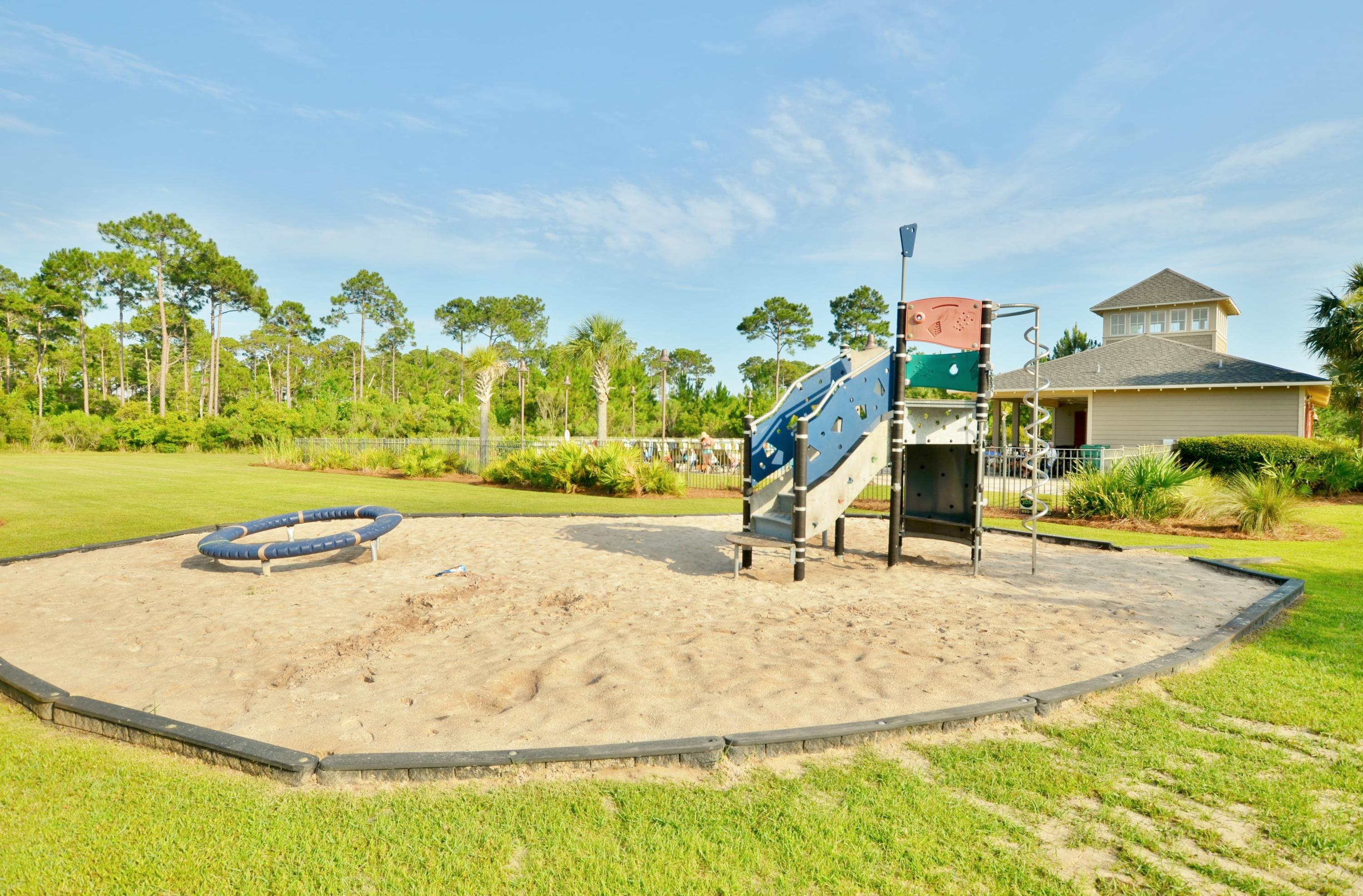 DRIFTWOOD ESTATES - Residential Lease