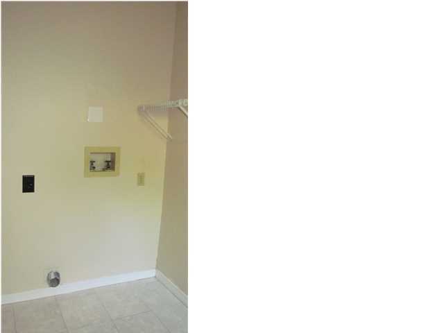 HIDDEN COVE T/H - Residential Lease