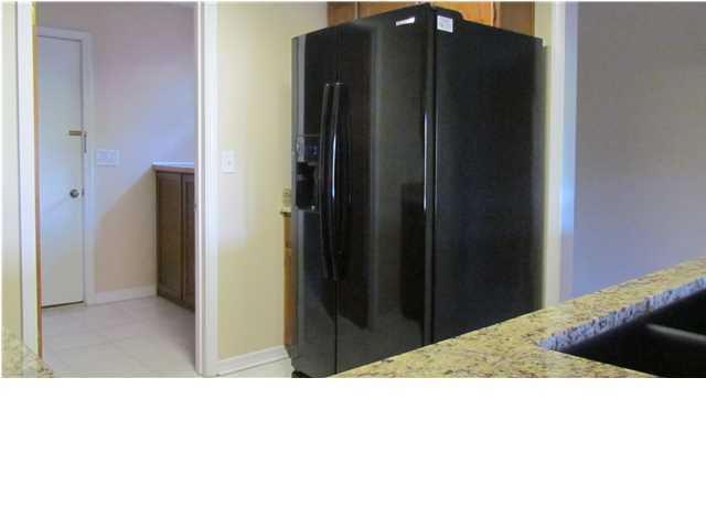 HIDDEN COVE T/H - Residential Lease