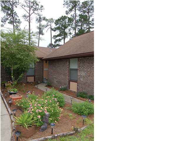 HIDDEN COVE T/H - Residential Lease